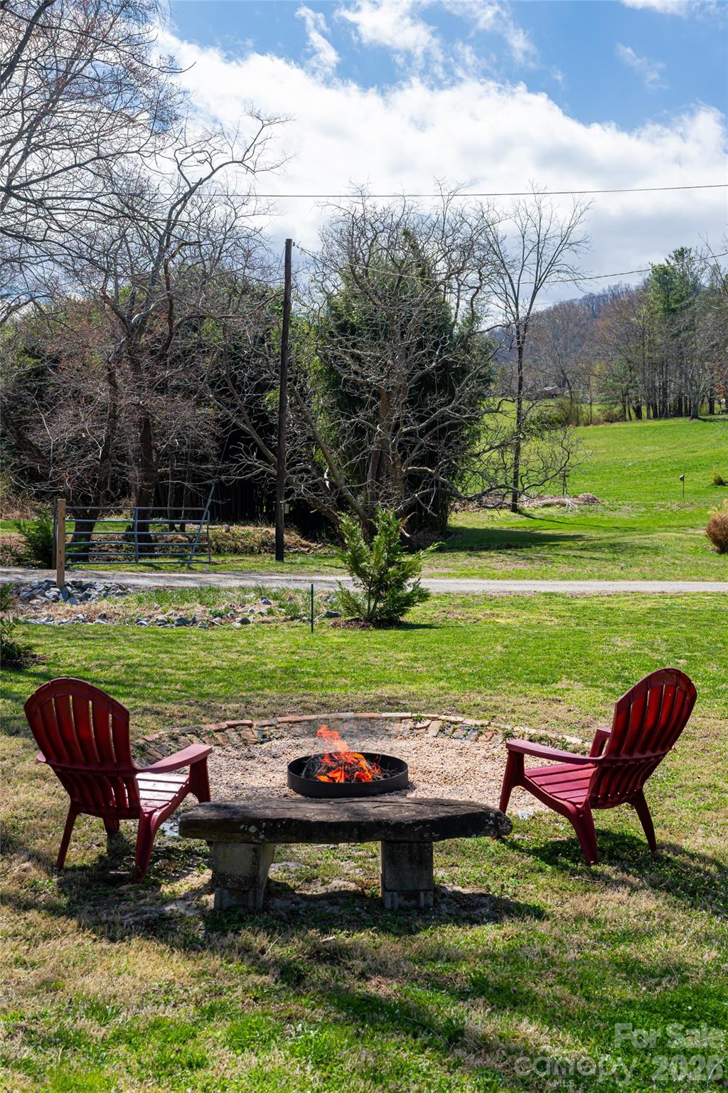 994 Riceville Road — Asheville
