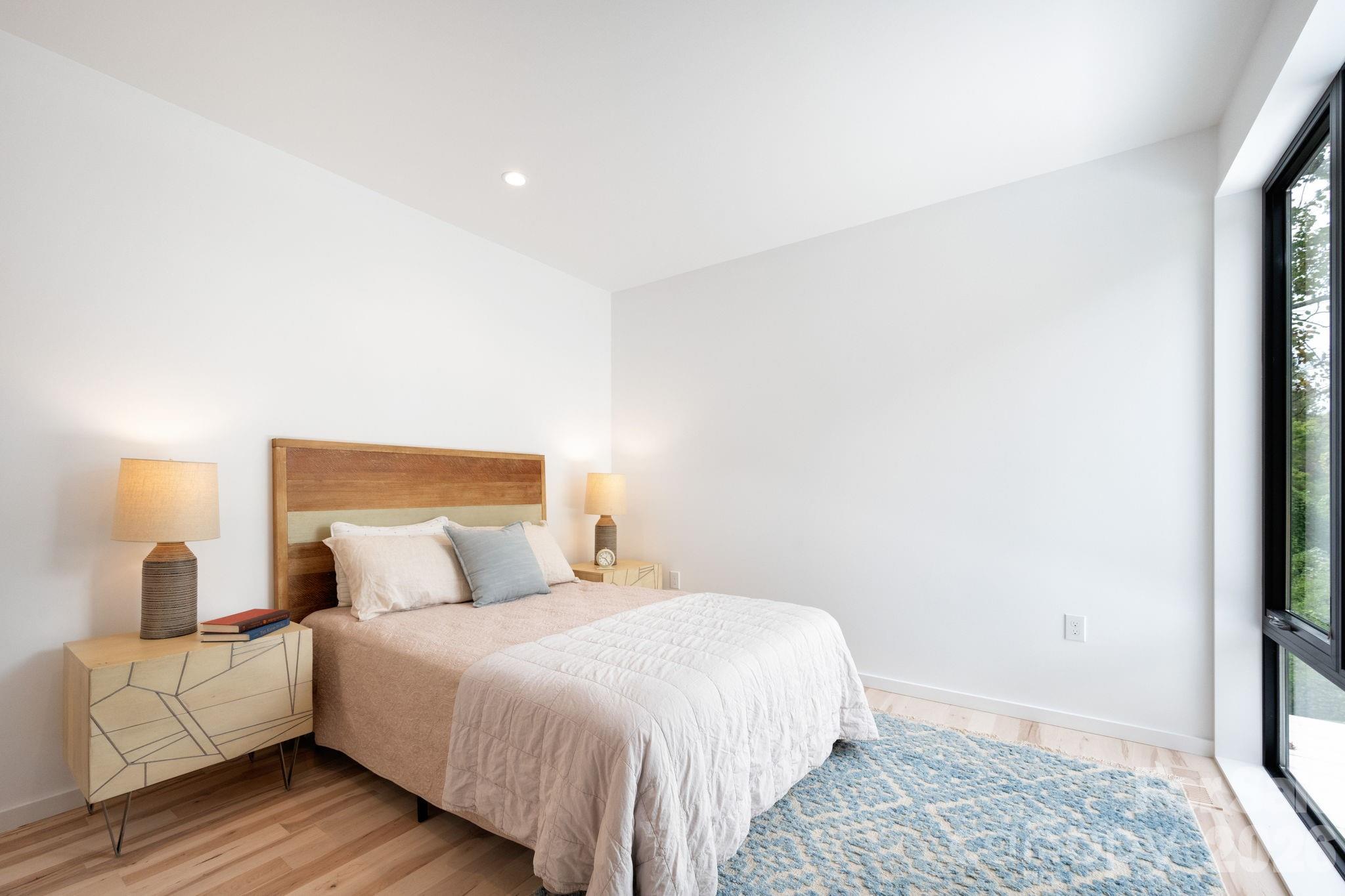7 Haith Drive — Asheville