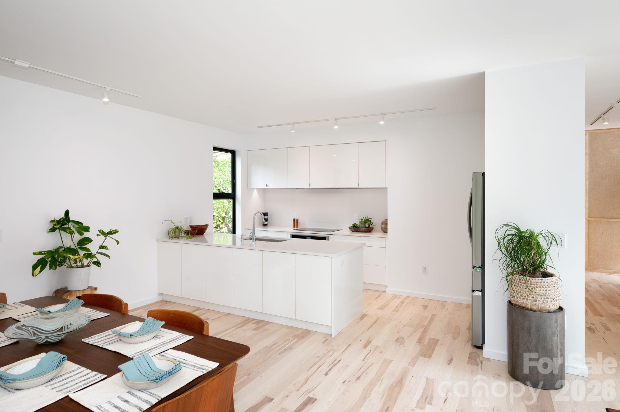 7 Haith Drive — Asheville