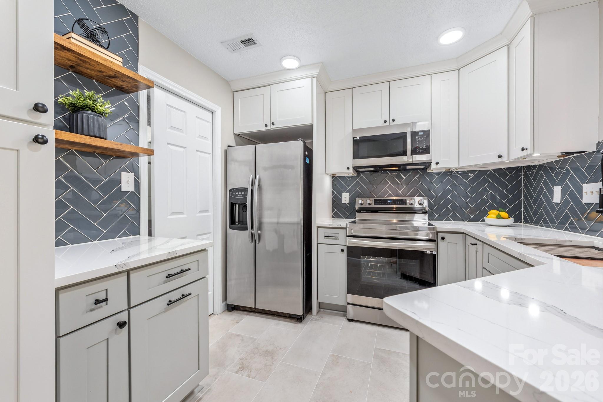 6039 Gray Gate Lane #B — Charlotte