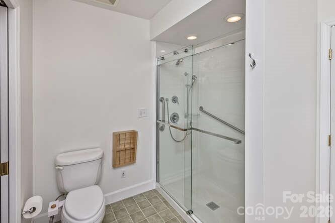 179 Marlborough Road — Asheville