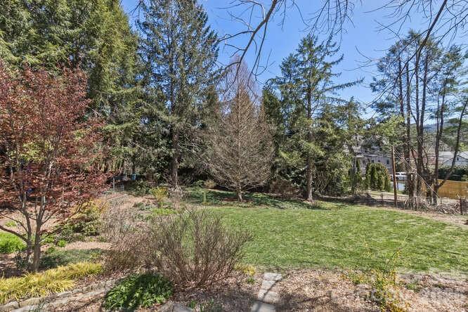 179 Marlborough Road — Asheville