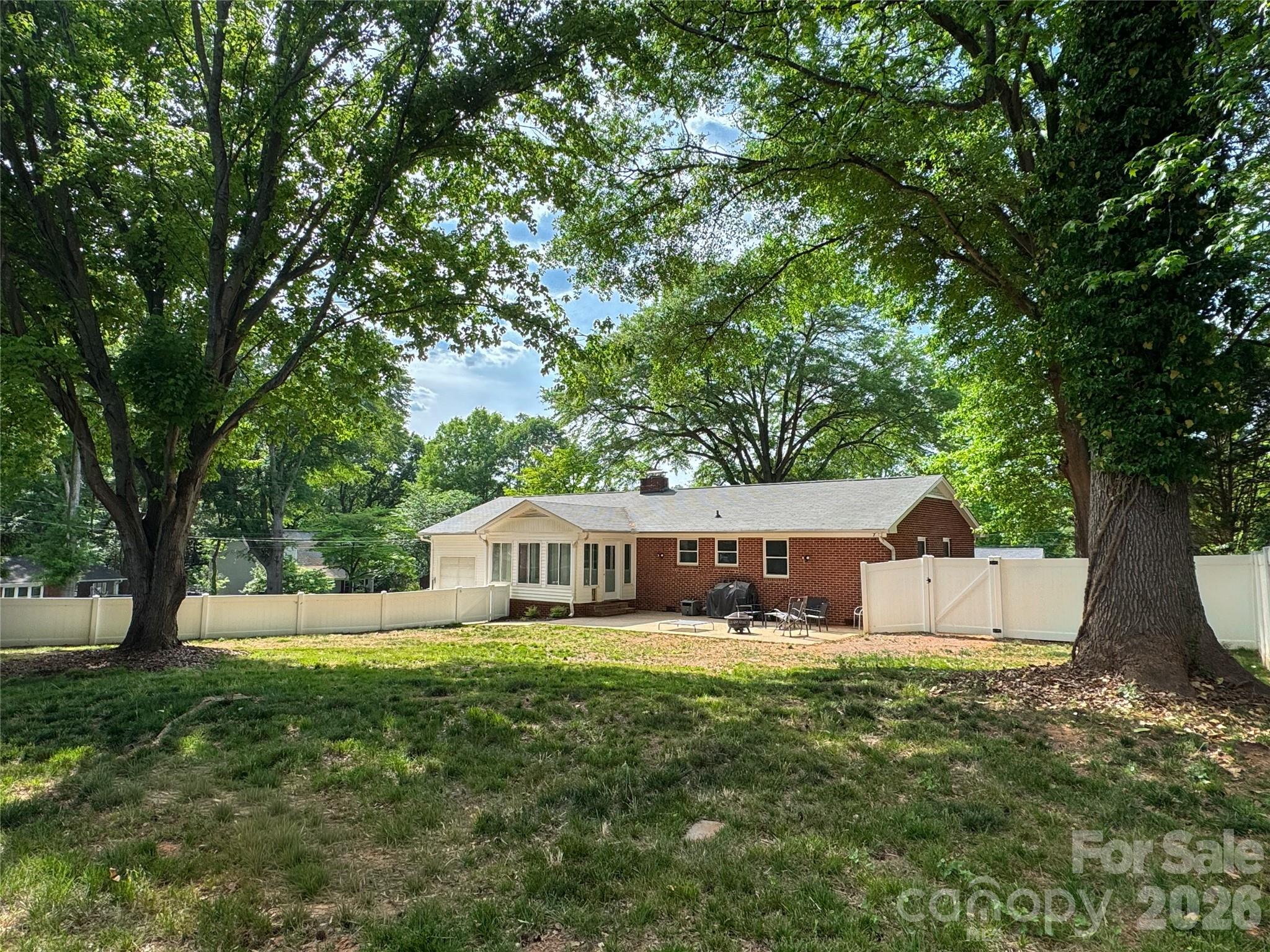 2044 Helen Drive — Gastonia