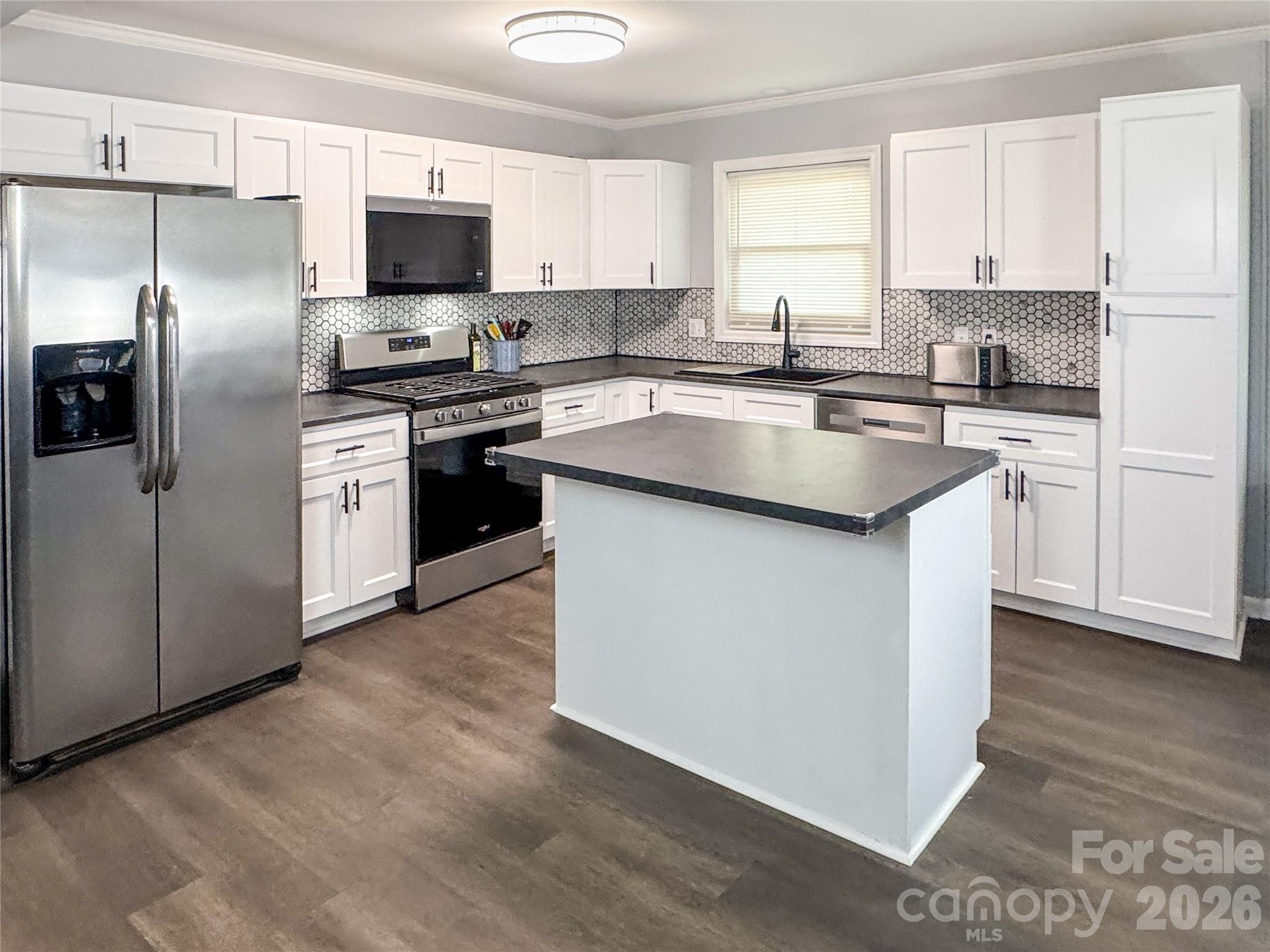2044 Helen Drive — Gastonia