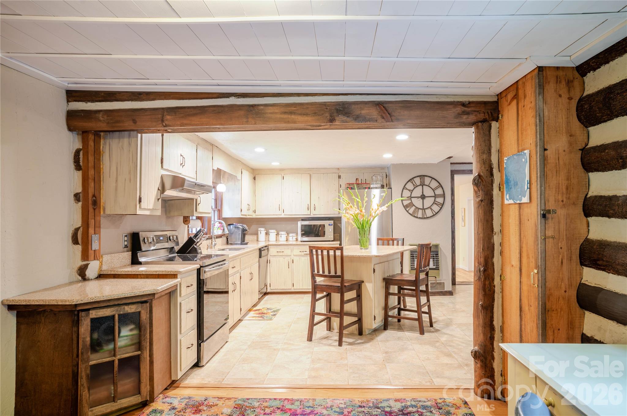 2506 Anders Drive — Hendersonville