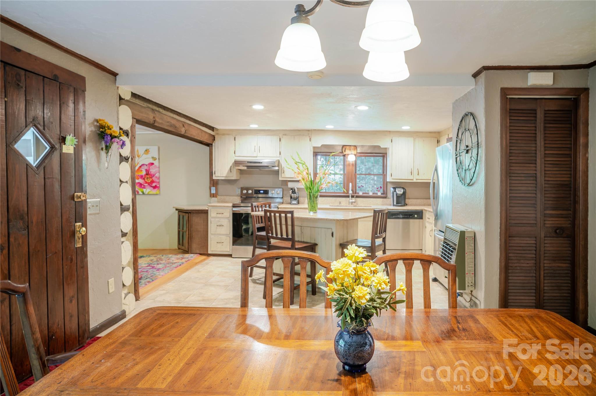 2506 Anders Drive — Hendersonville