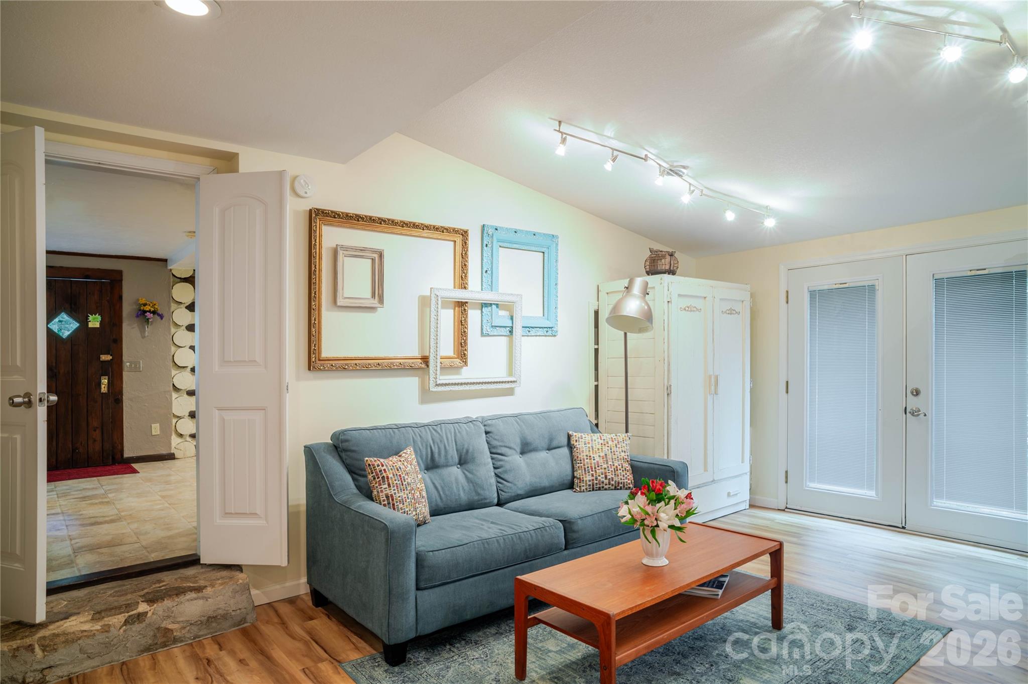2506 Anders Drive — Hendersonville