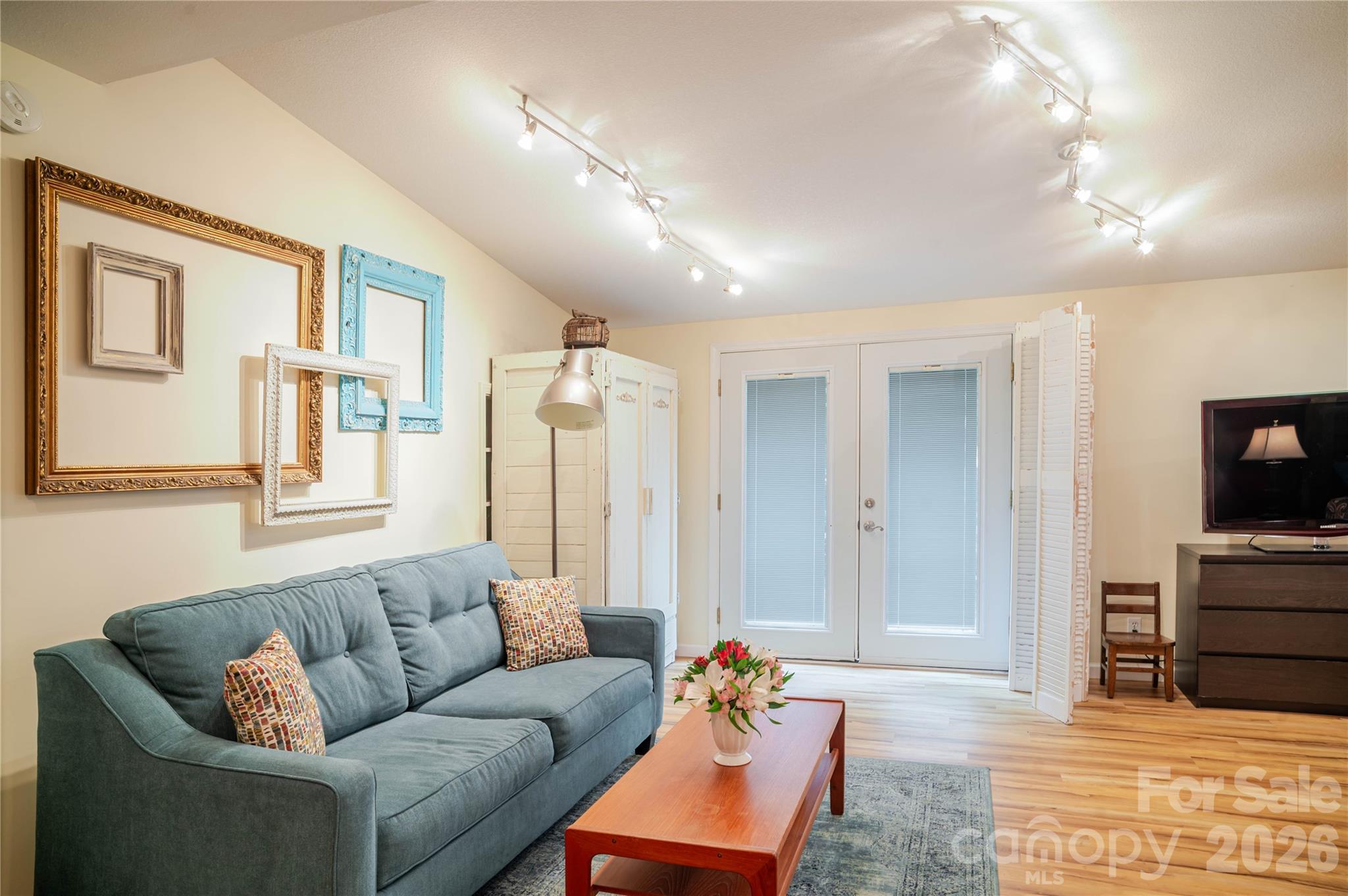2506 Anders Drive — Hendersonville
