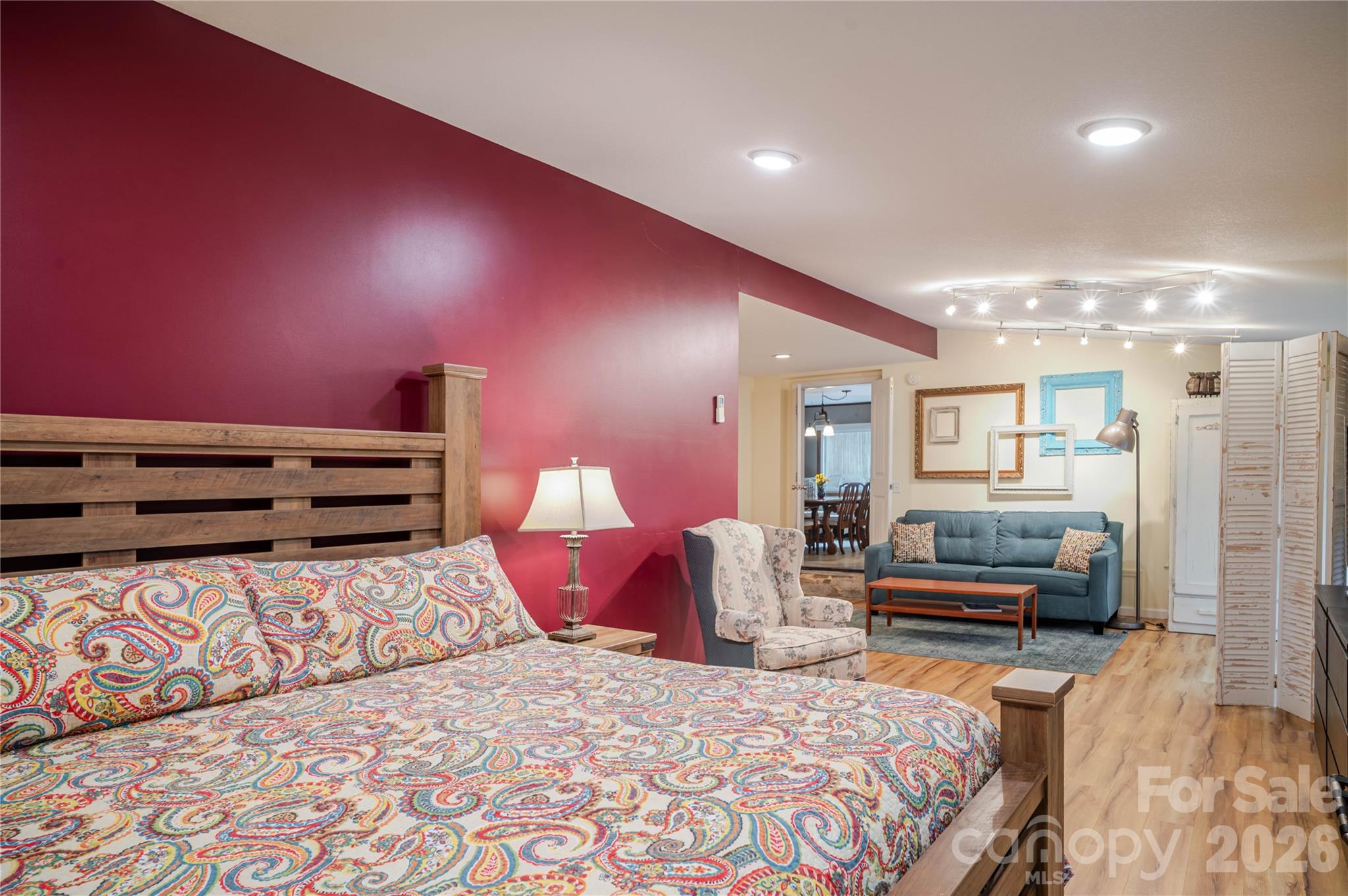 2506 Anders Drive — Hendersonville