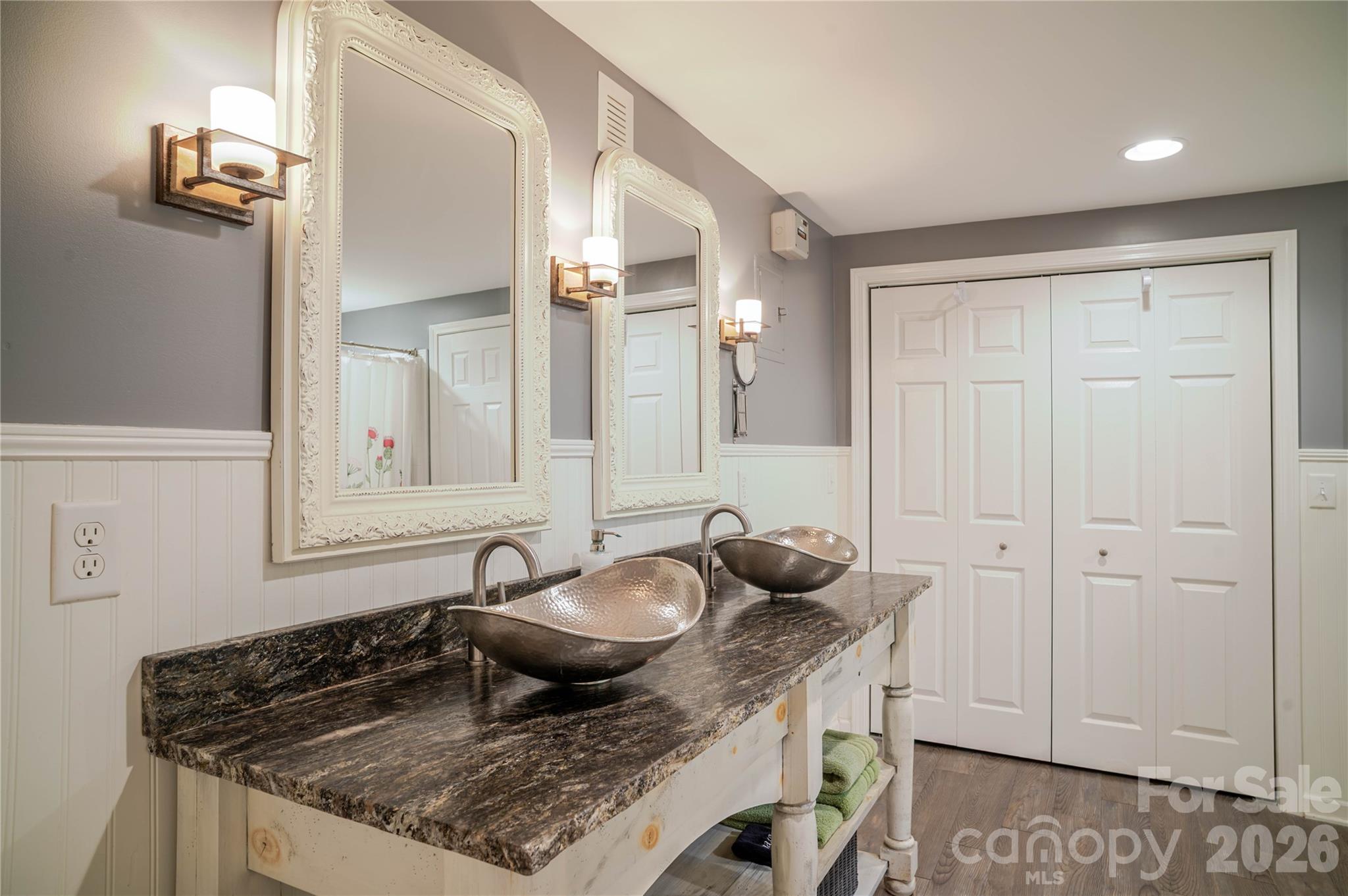 2506 Anders Drive — Hendersonville