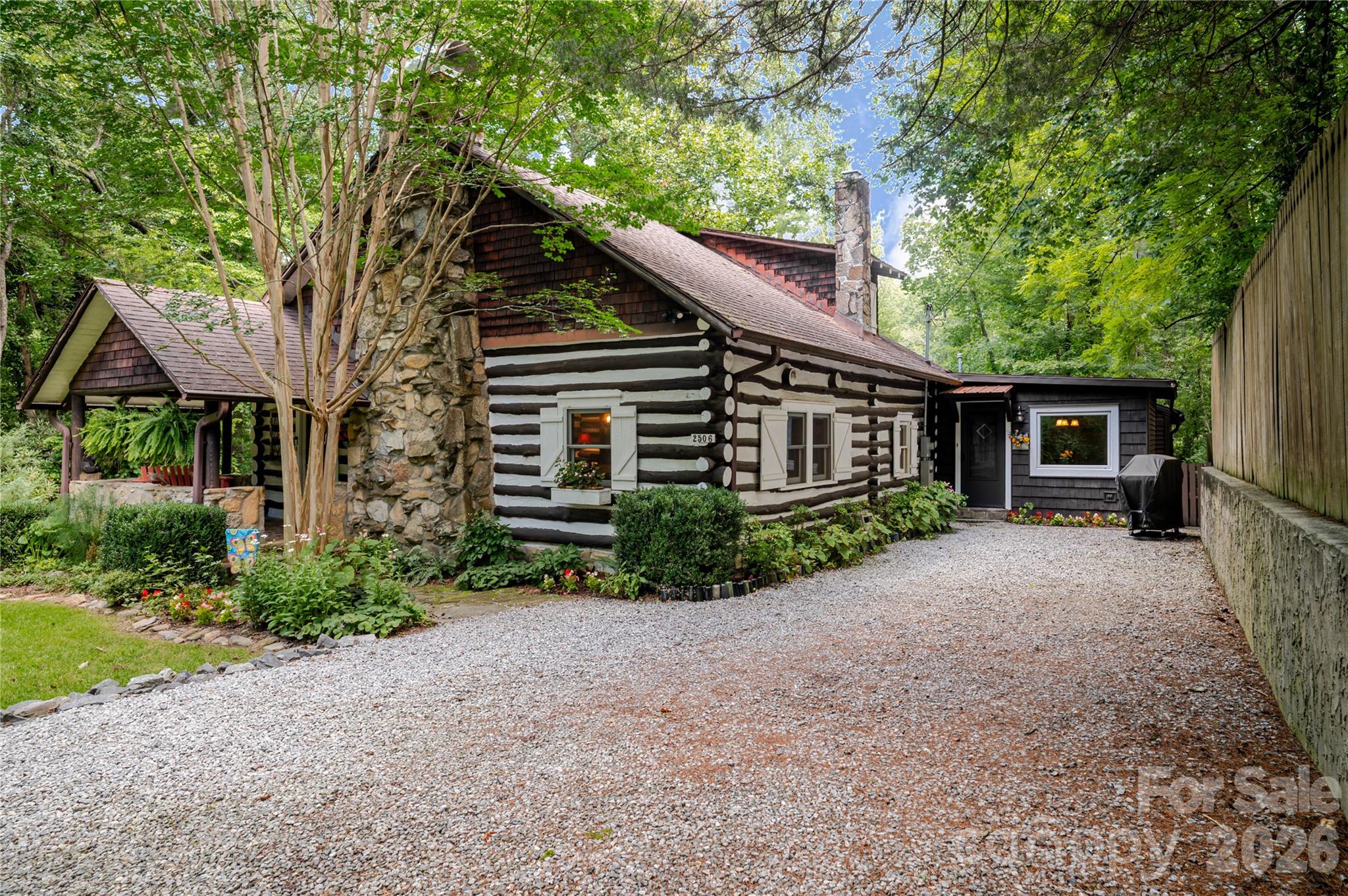 2506 Anders Drive — Hendersonville