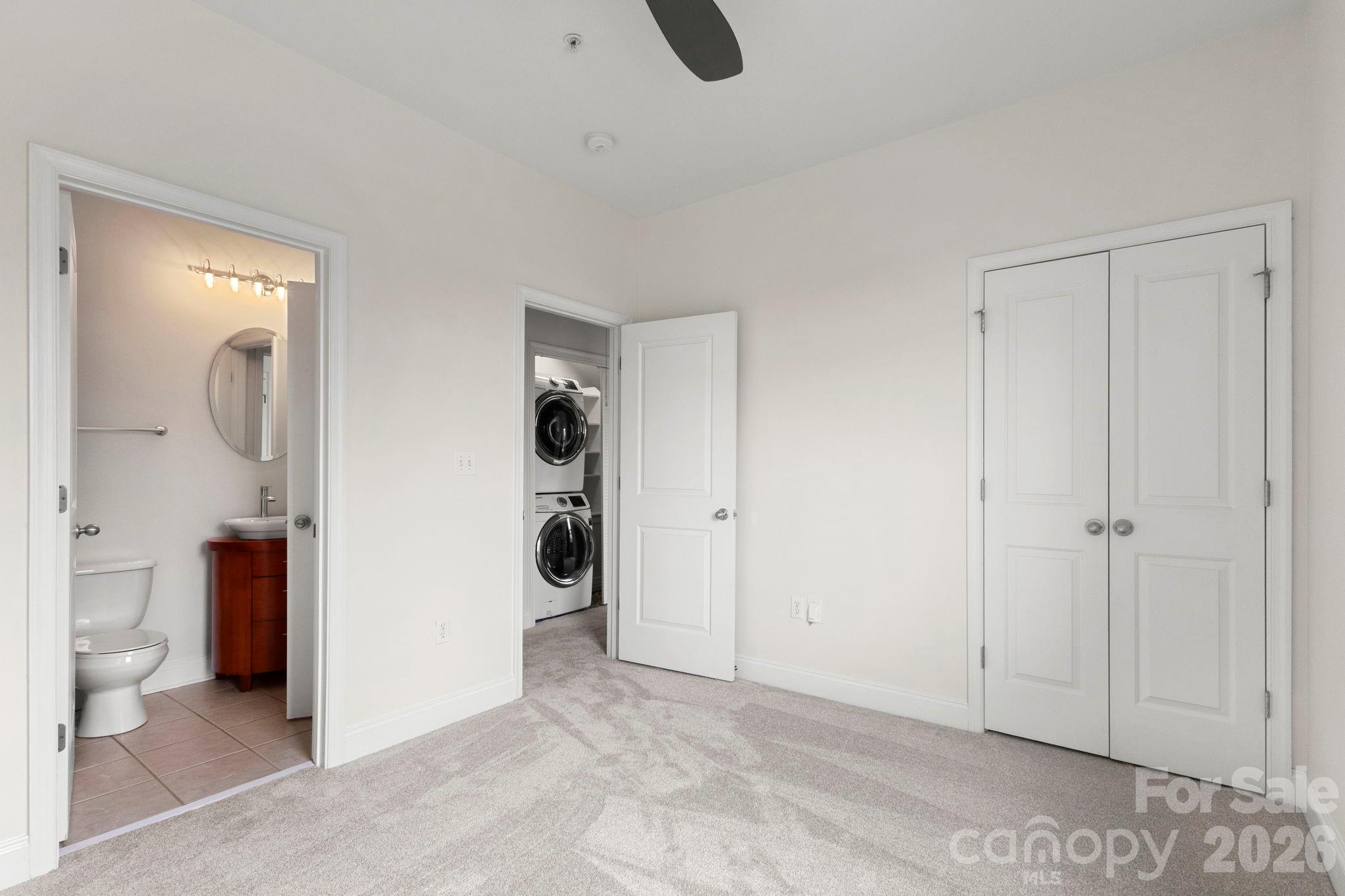 915 Gracie Way — Charlotte
