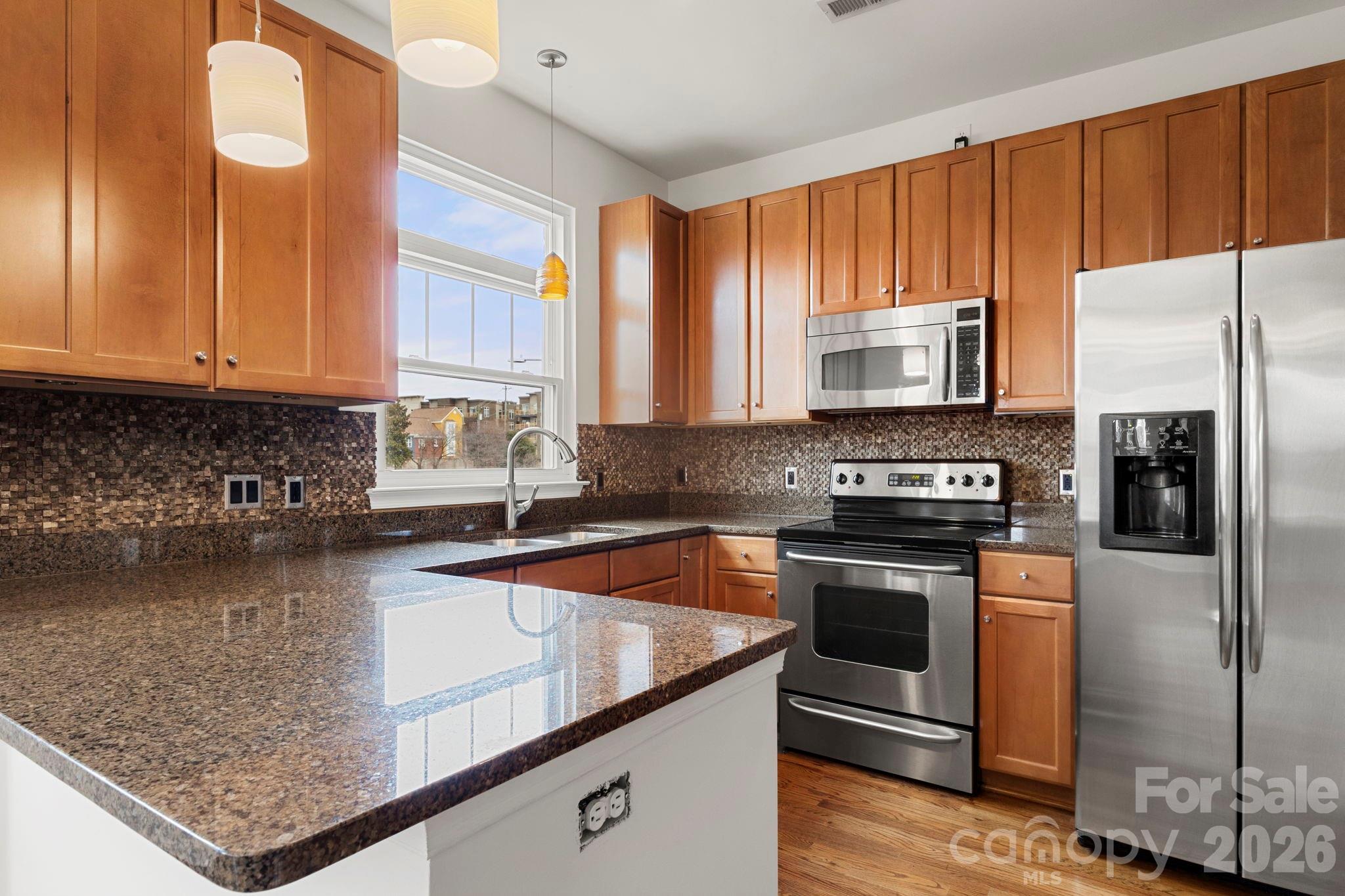 915 Gracie Way — Charlotte