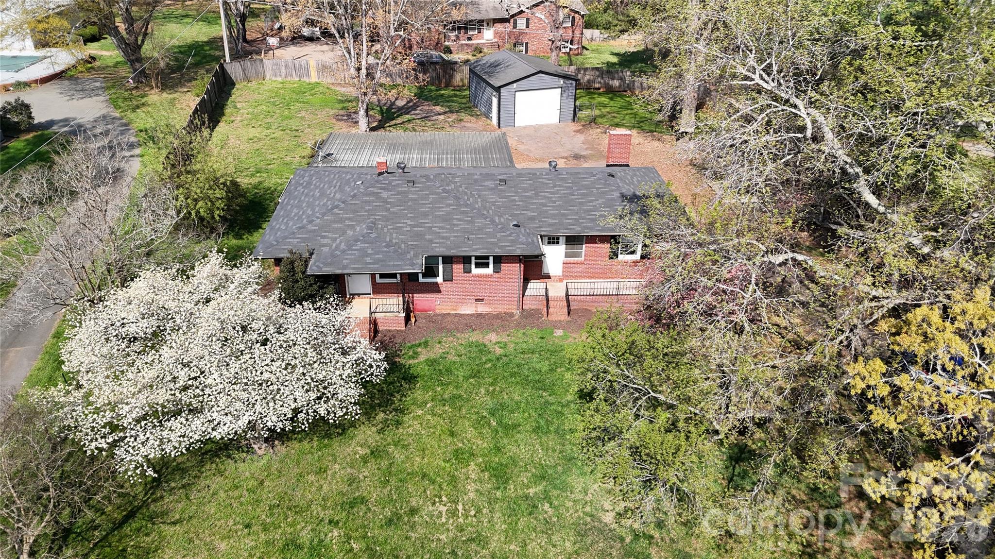 2988 Laboratory Road — Lincolnton
