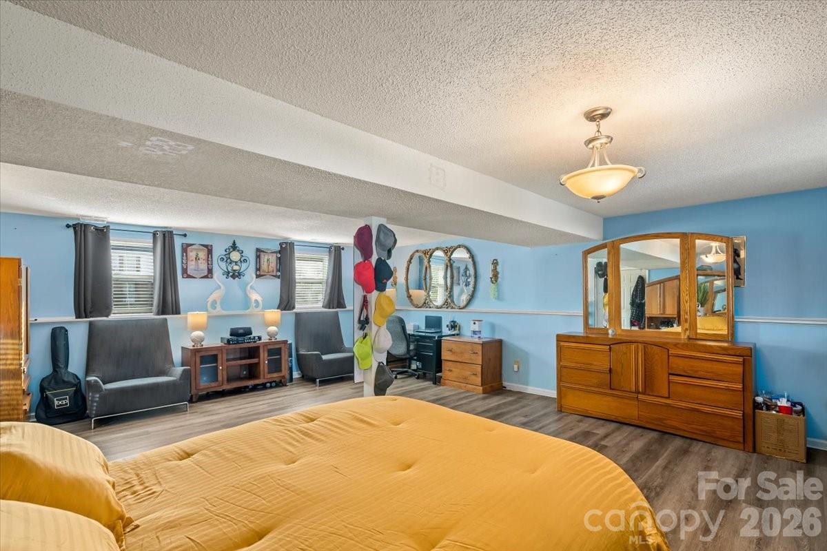 10931 Magenta Lane — Charlotte