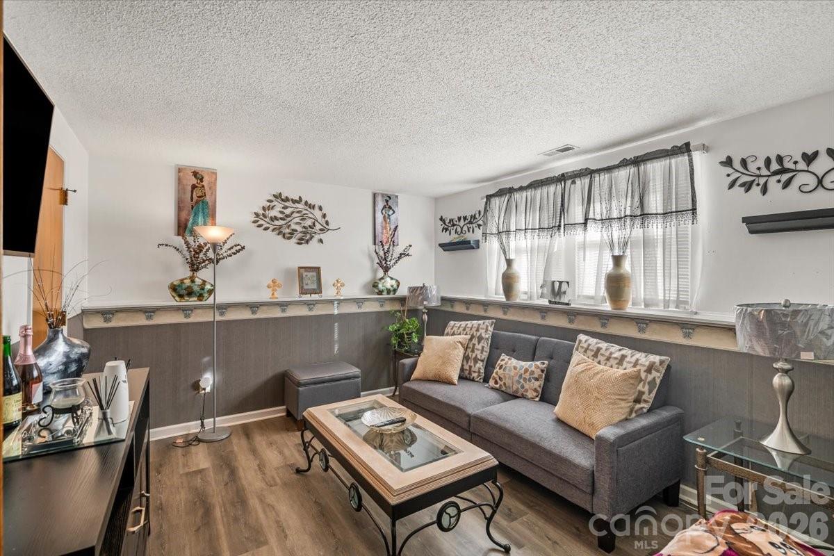 10931 Magenta Lane — Charlotte