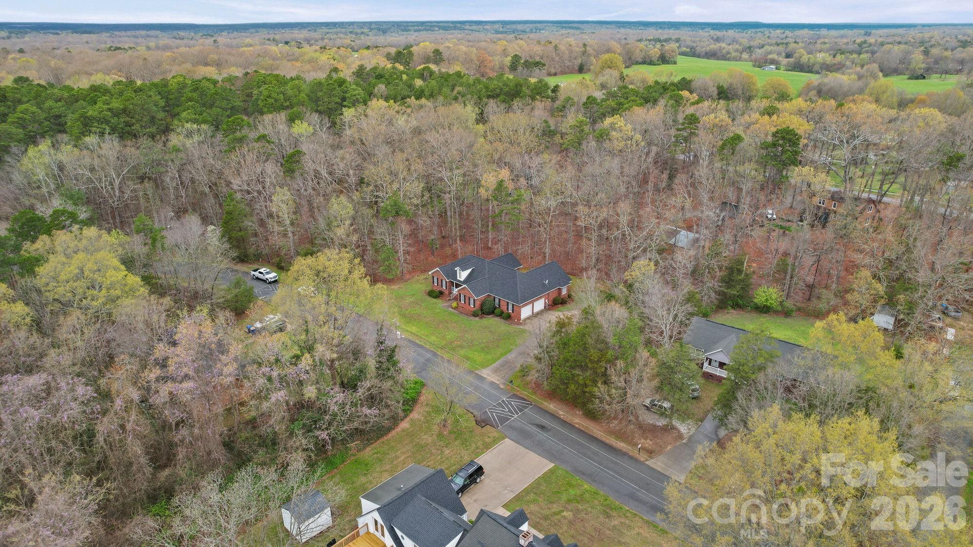 410 W Elm Street — Wingate