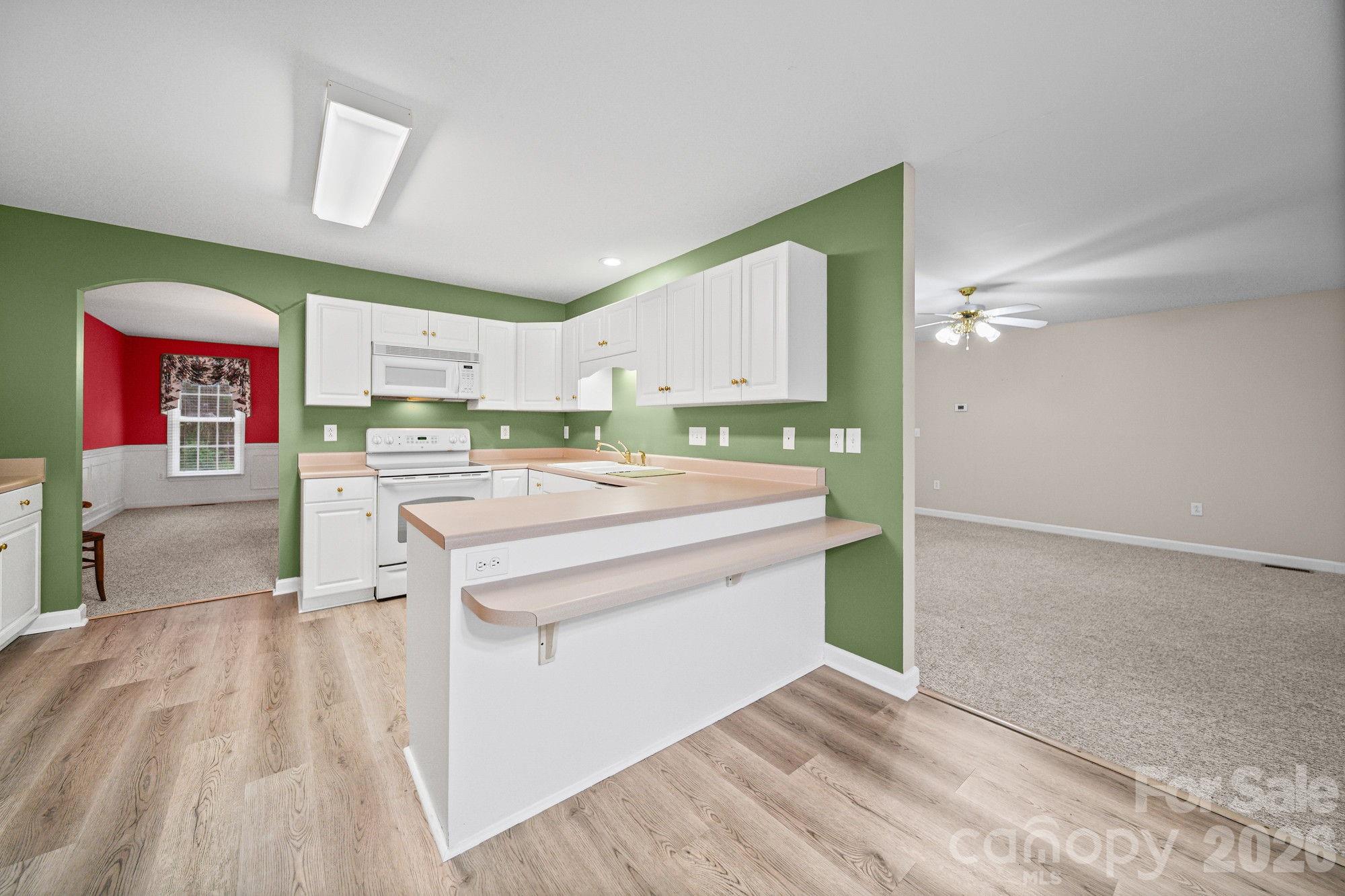 410 W Elm Street — Wingate