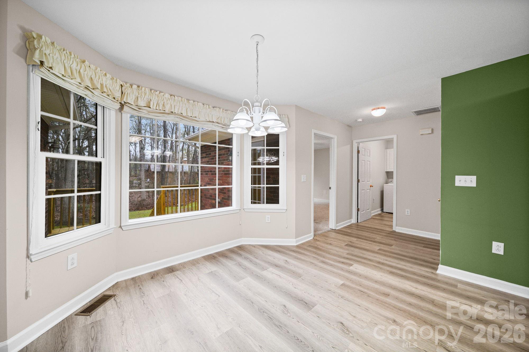410 W Elm Street — Wingate