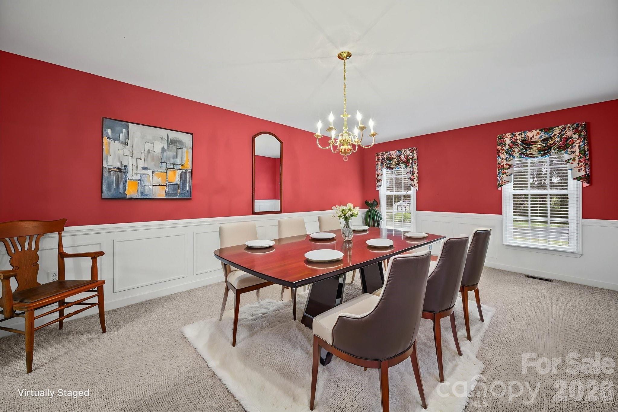410 W Elm Street — Wingate