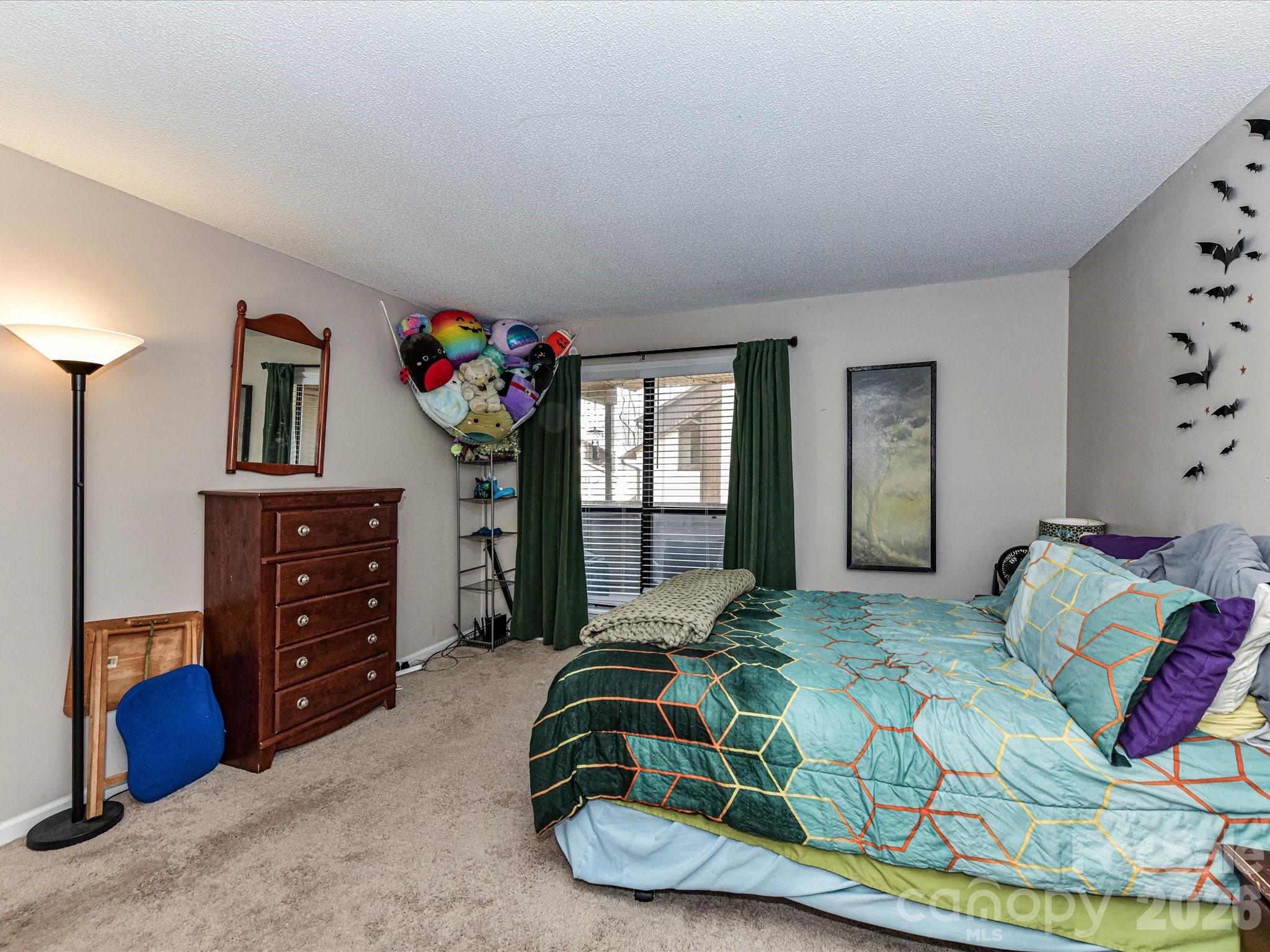 7304 Winery Lane — Charlotte