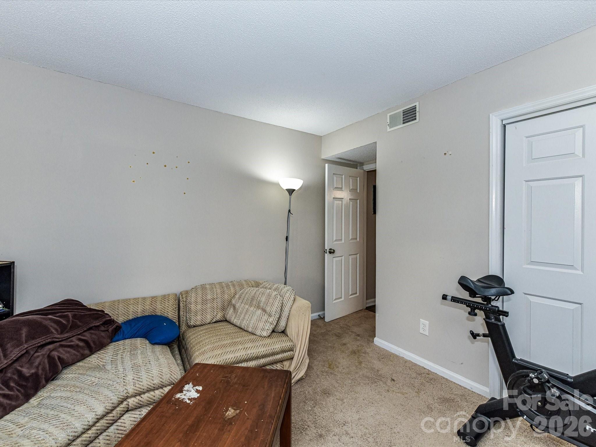 7304 Winery Lane — Charlotte