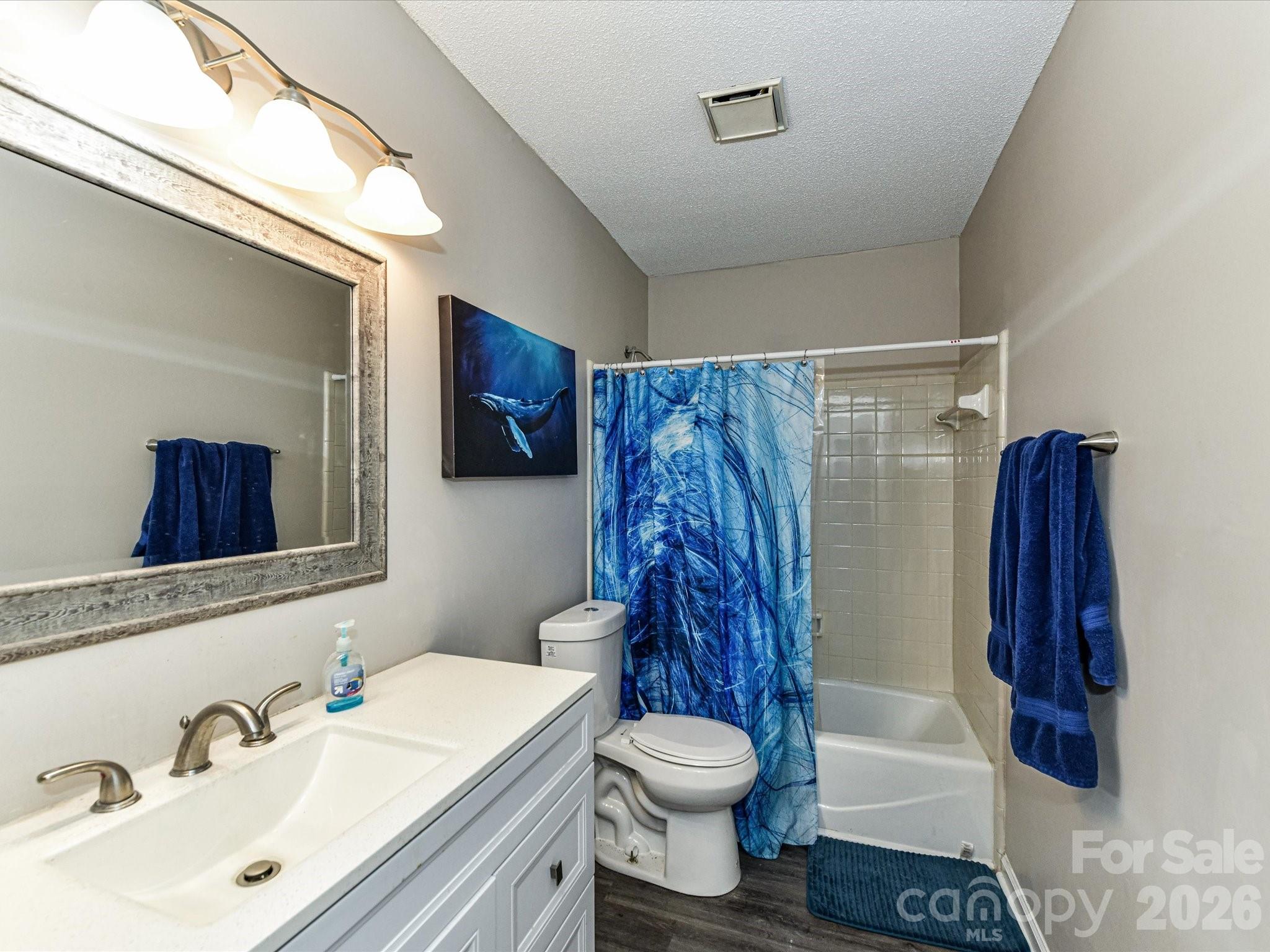 7304 Winery Lane — Charlotte