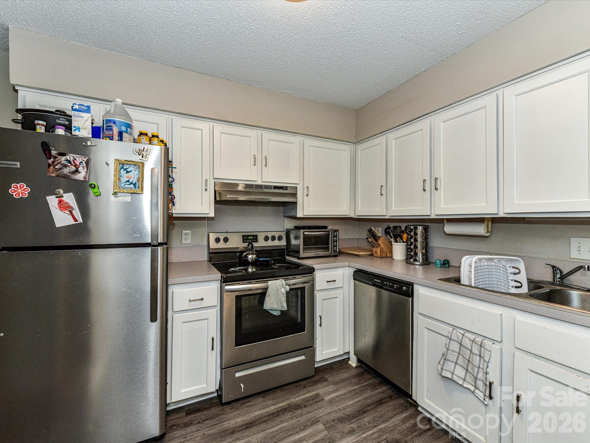 7304 Winery Lane — Charlotte