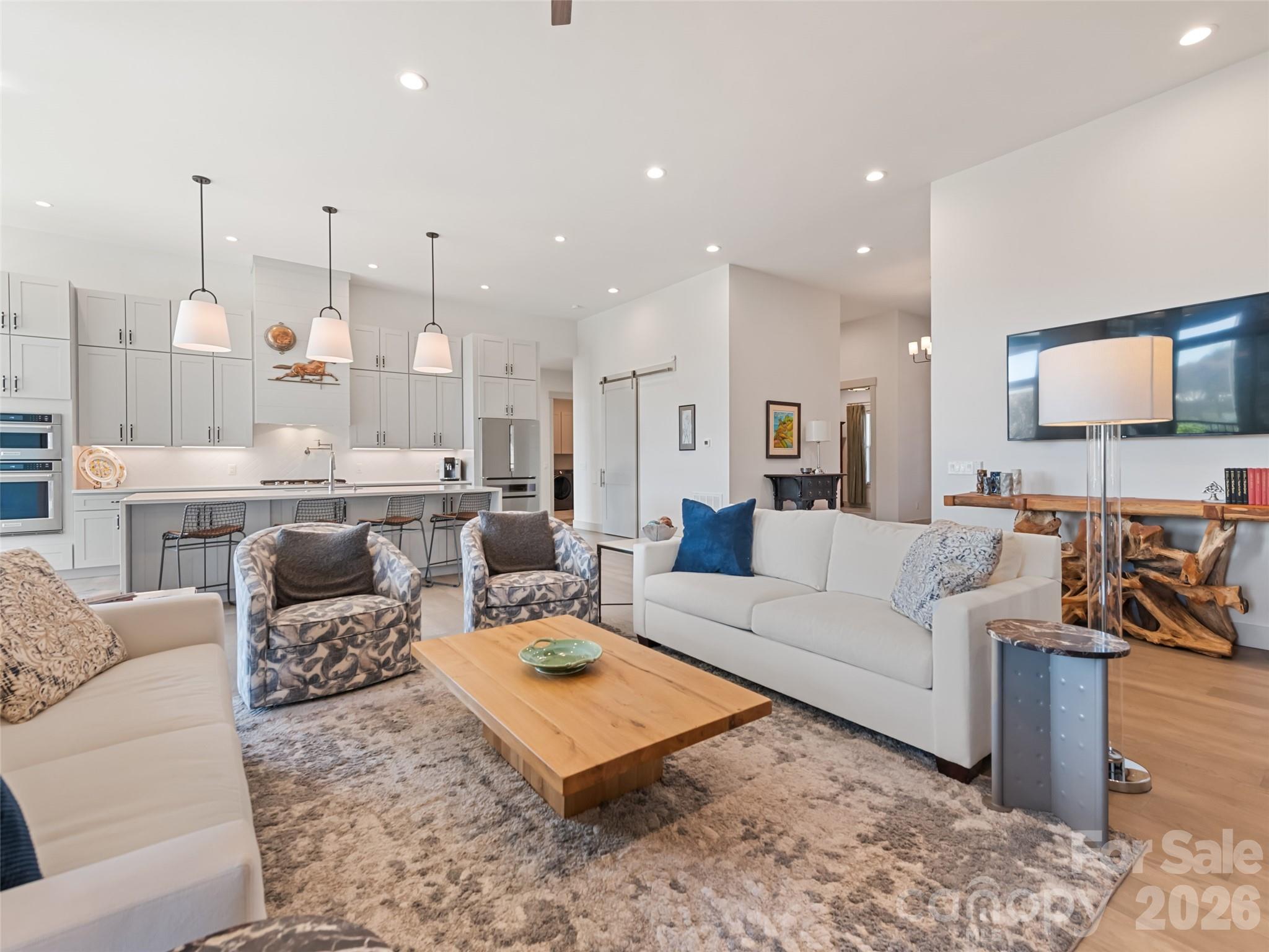 717 Daniel Circle Drive — Mills River