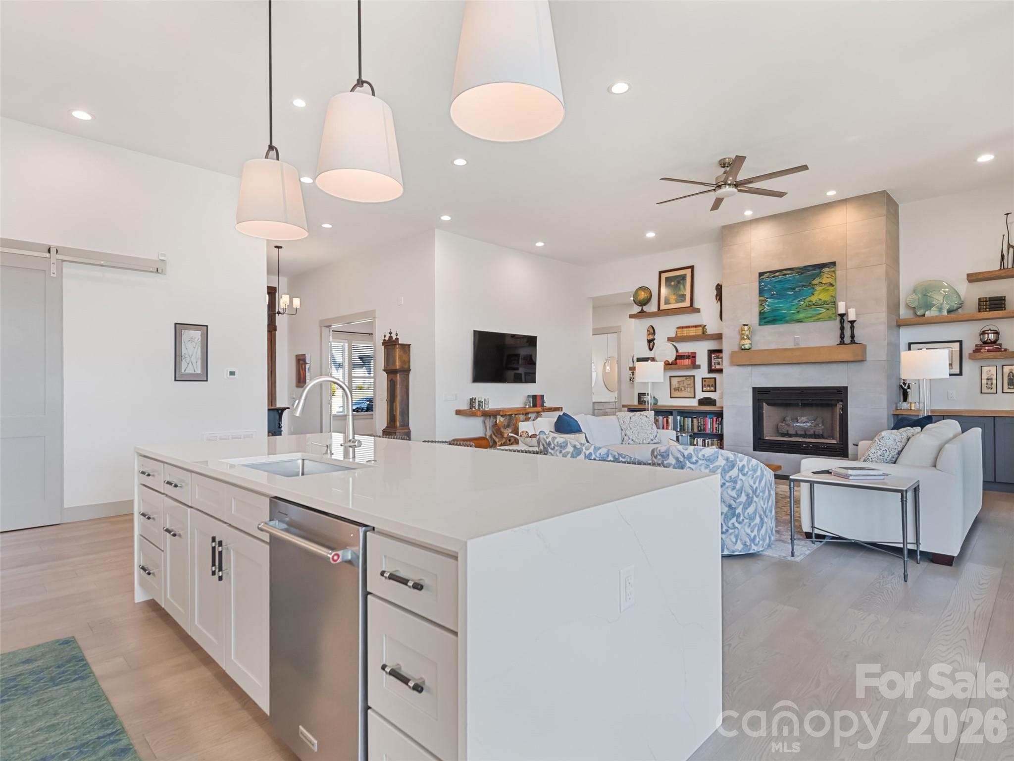 717 Daniel Circle Drive — Mills River