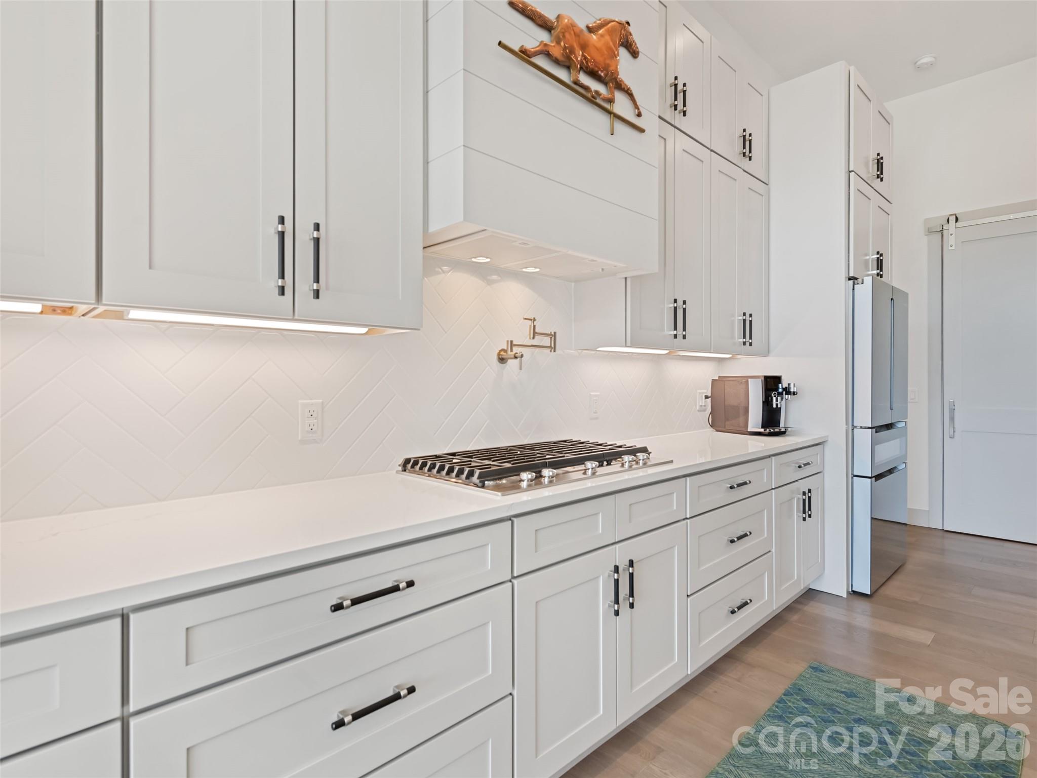 717 Daniel Circle Drive — Mills River