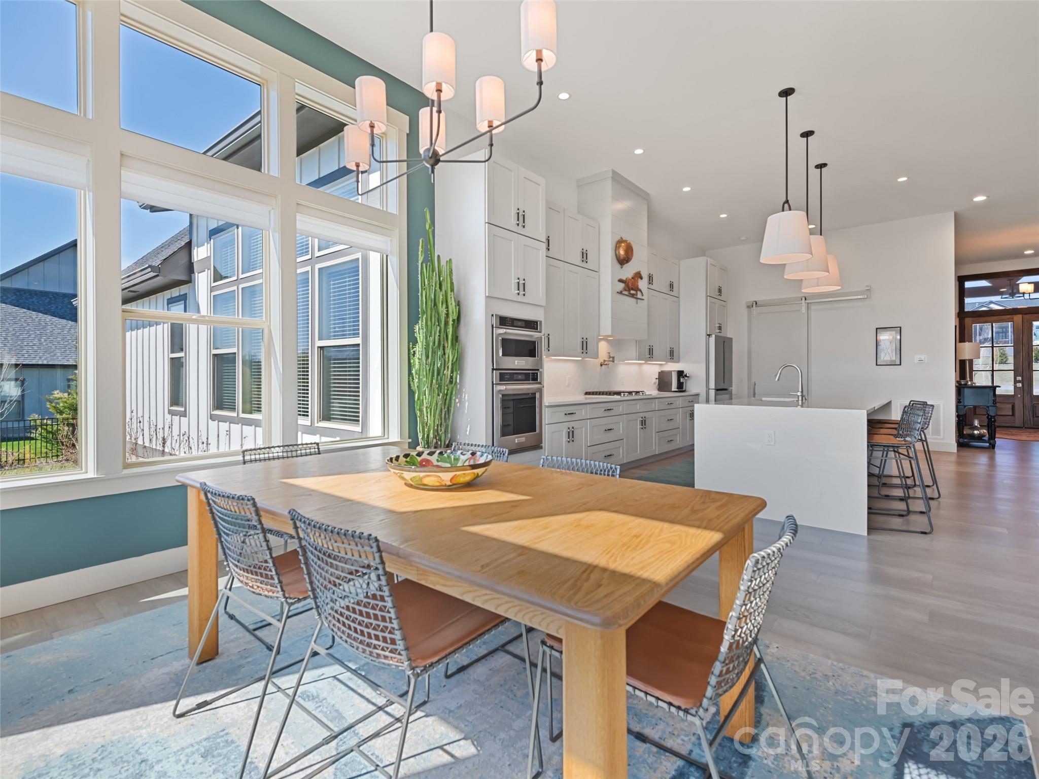717 Daniel Circle Drive — Mills River