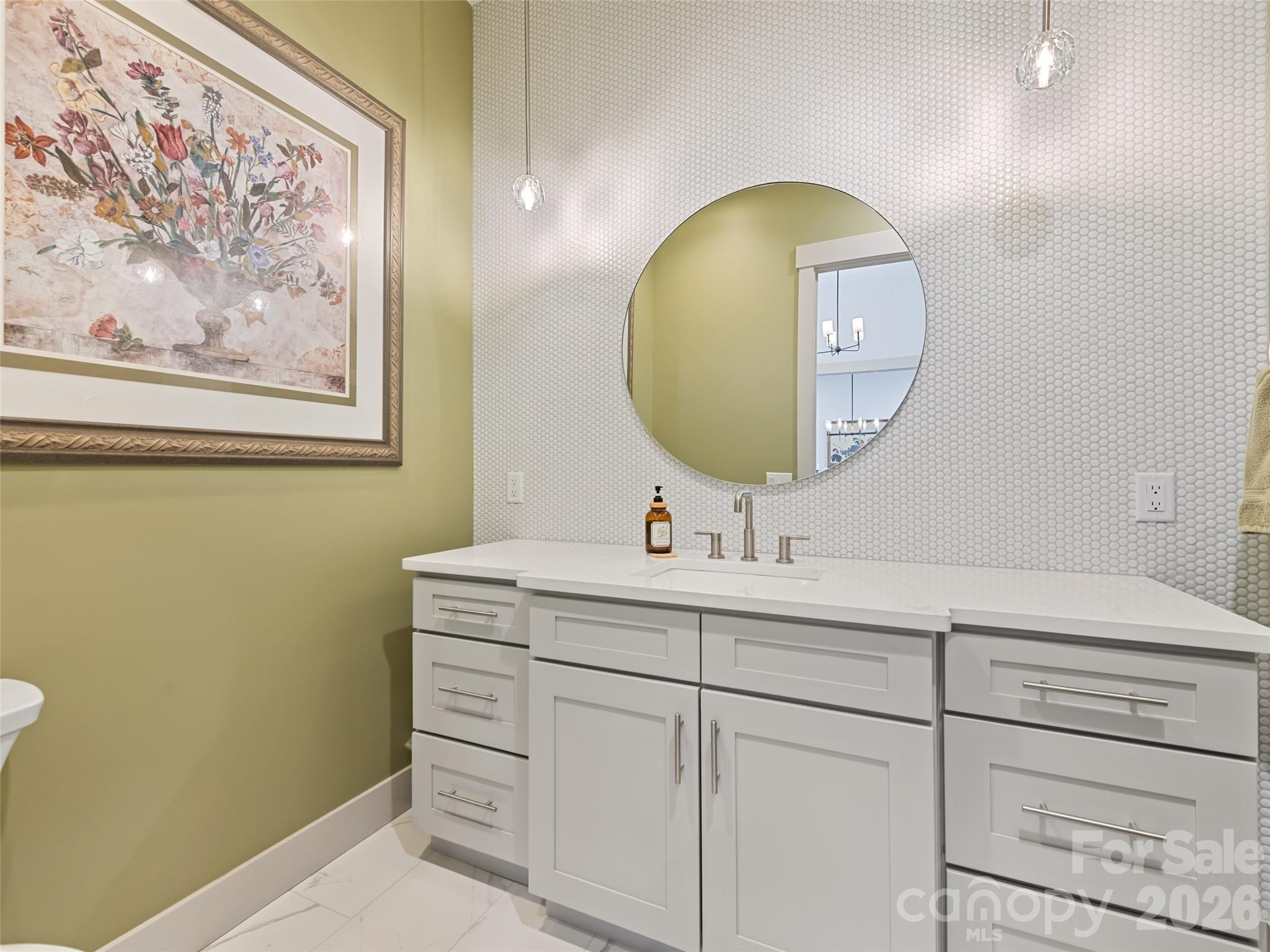 717 Daniel Circle Drive — Mills River