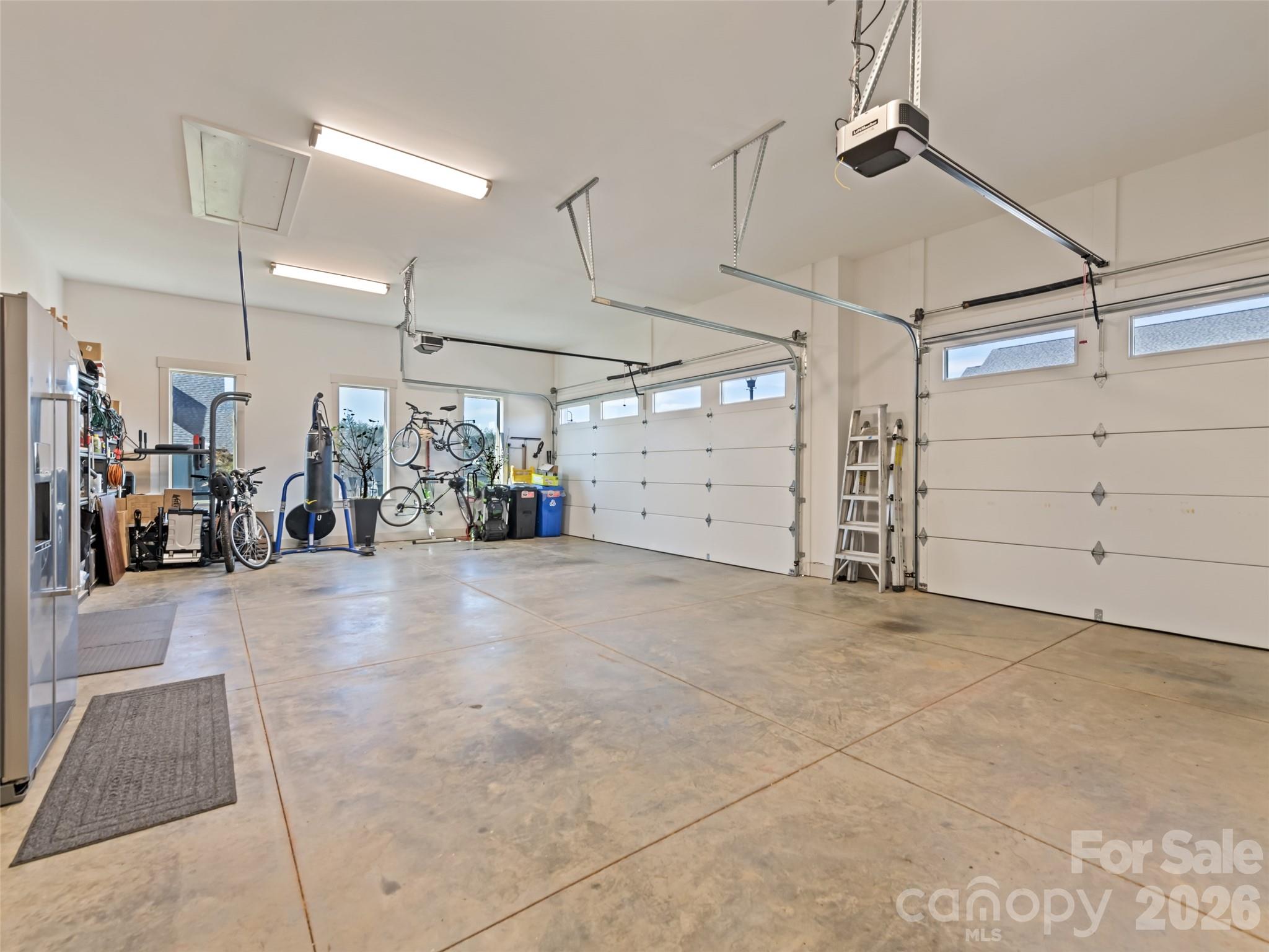 717 Daniel Circle Drive — Mills River