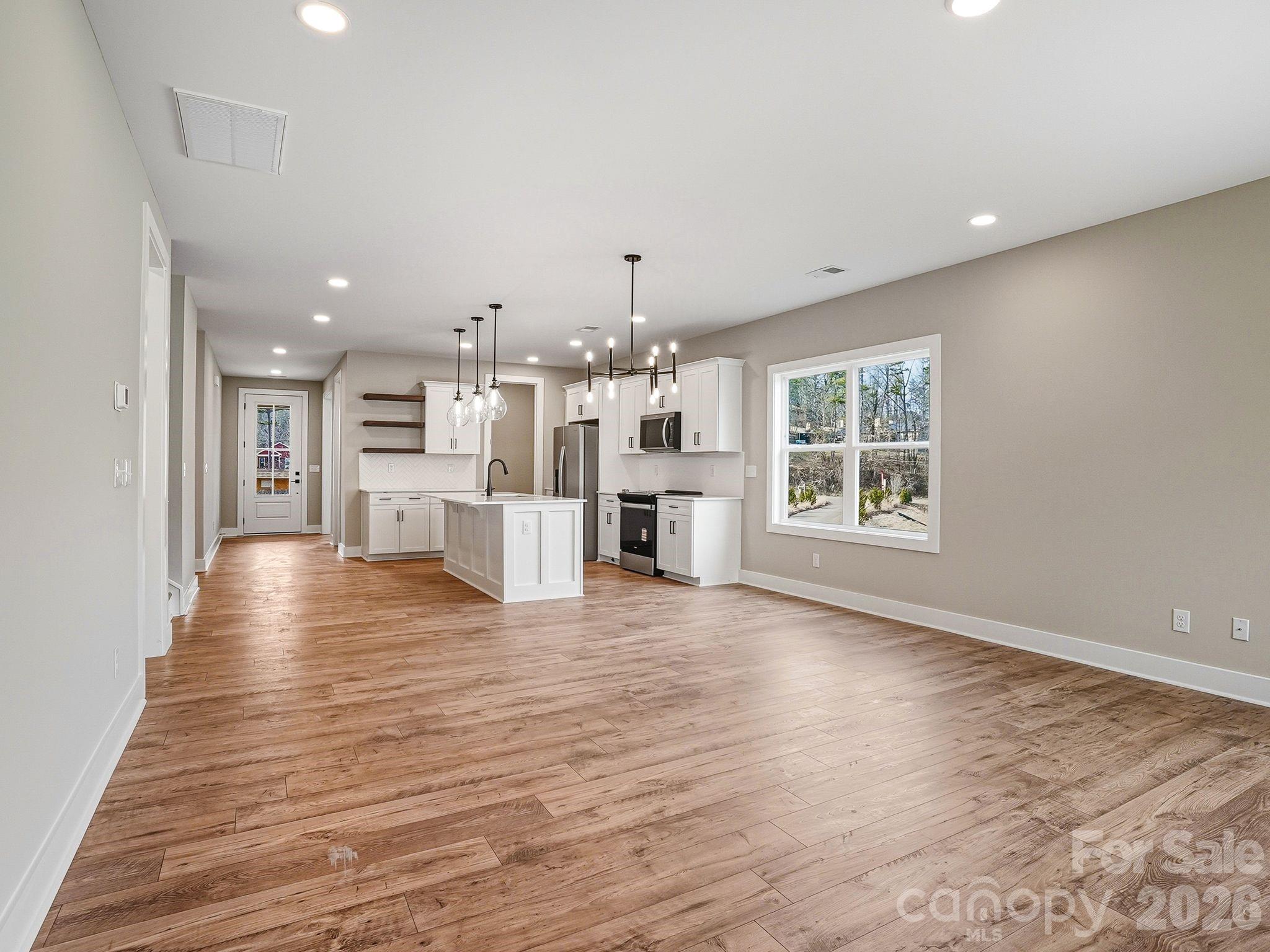 118 Chapel Crossing Lane #10 — Weaverville