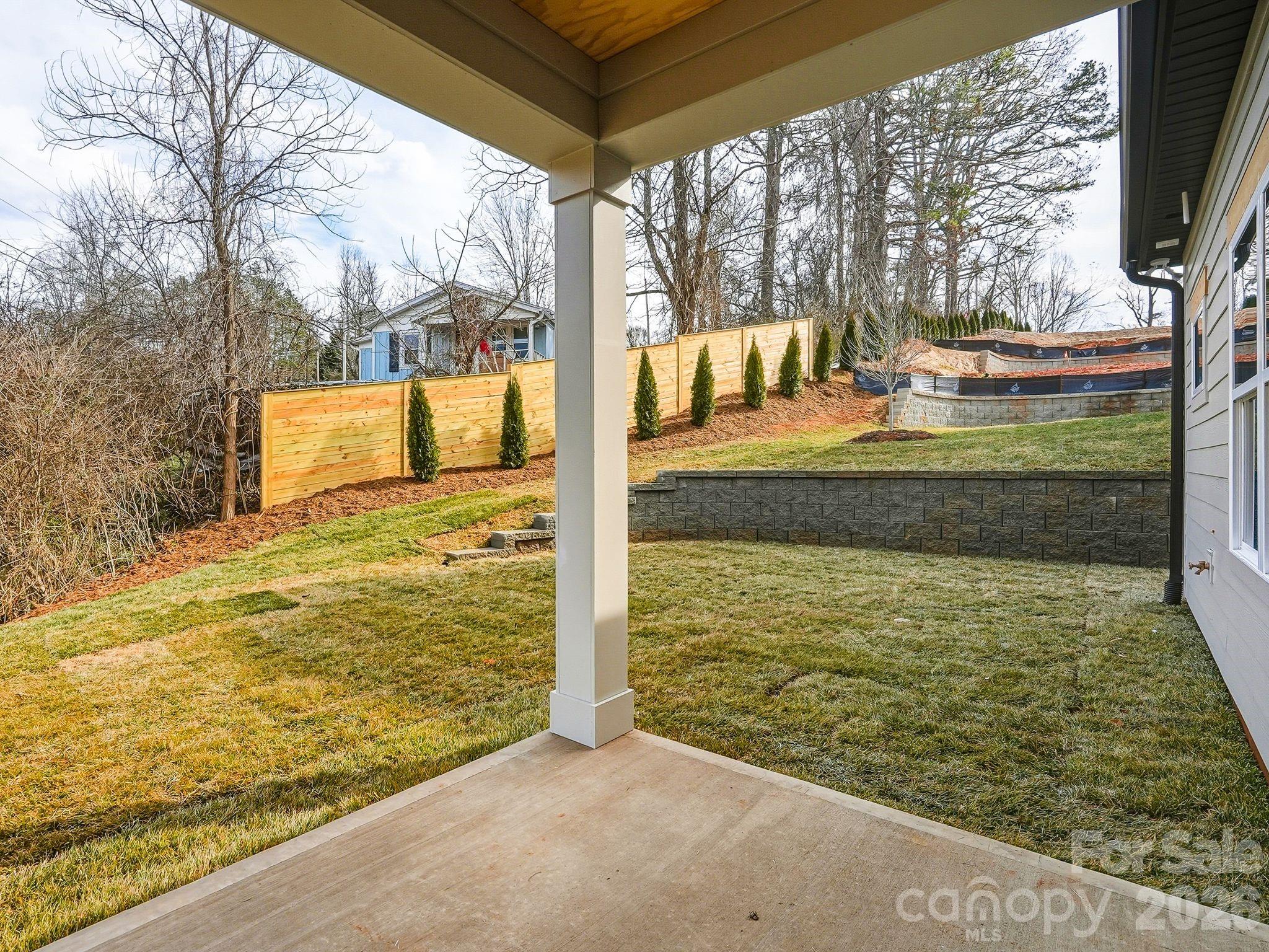 118 Chapel Crossing Lane #10 — Weaverville