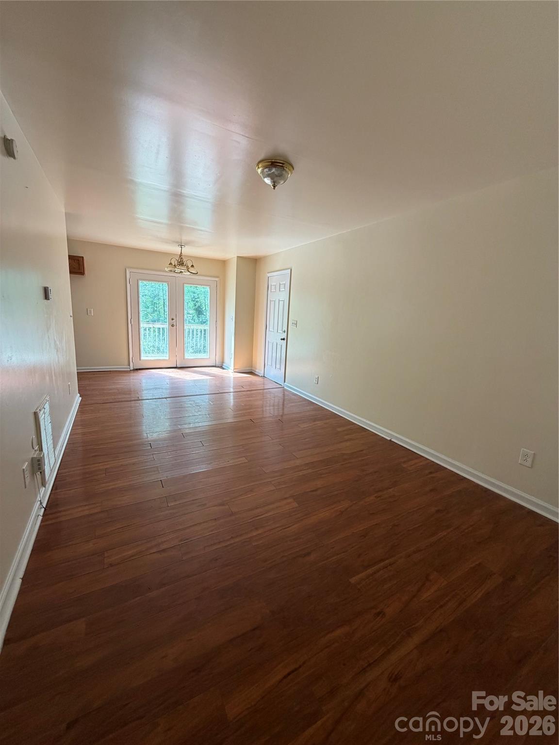 7336 Everett Drive — Charlotte