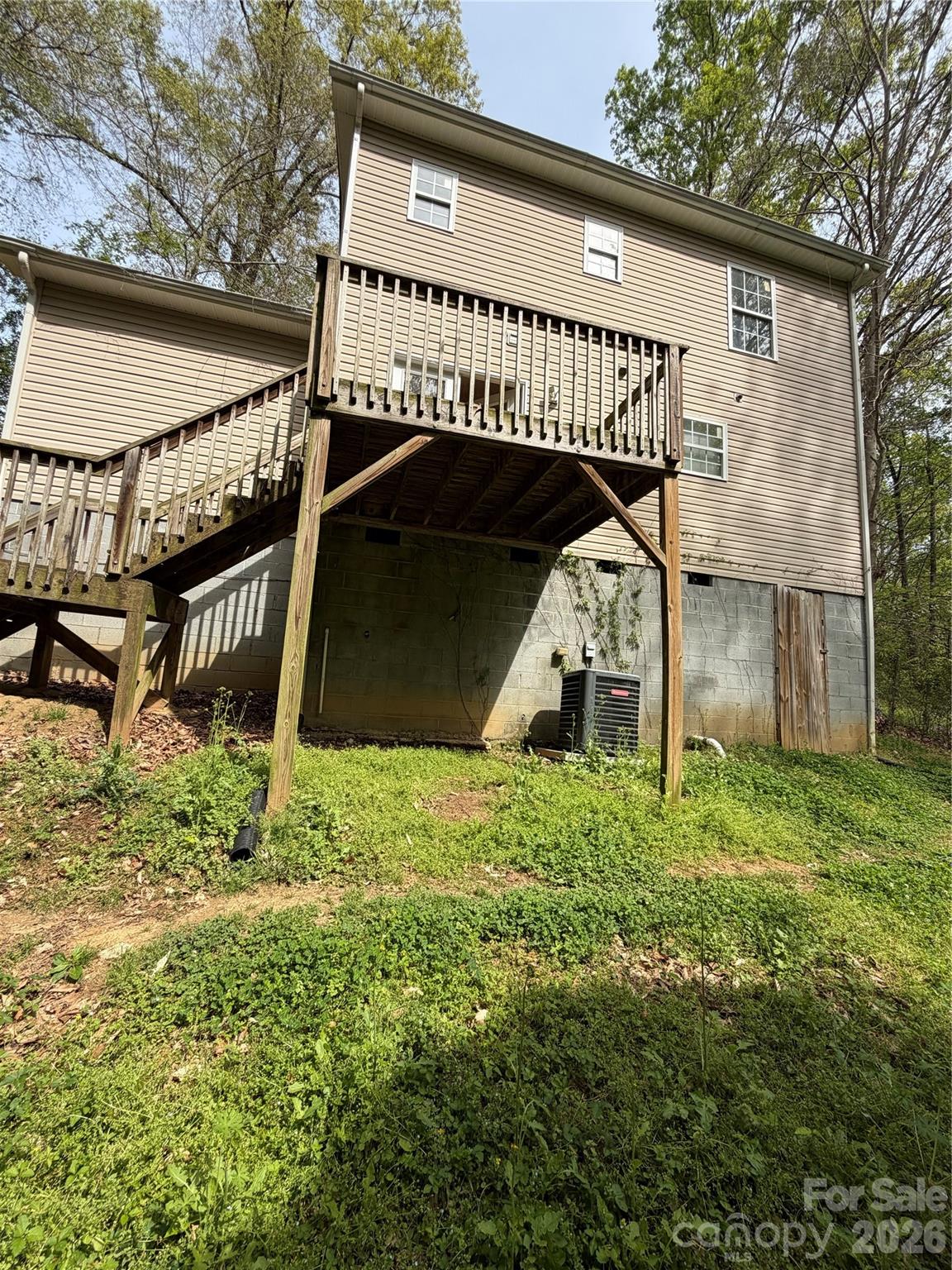 7336 Everett Drive — Charlotte
