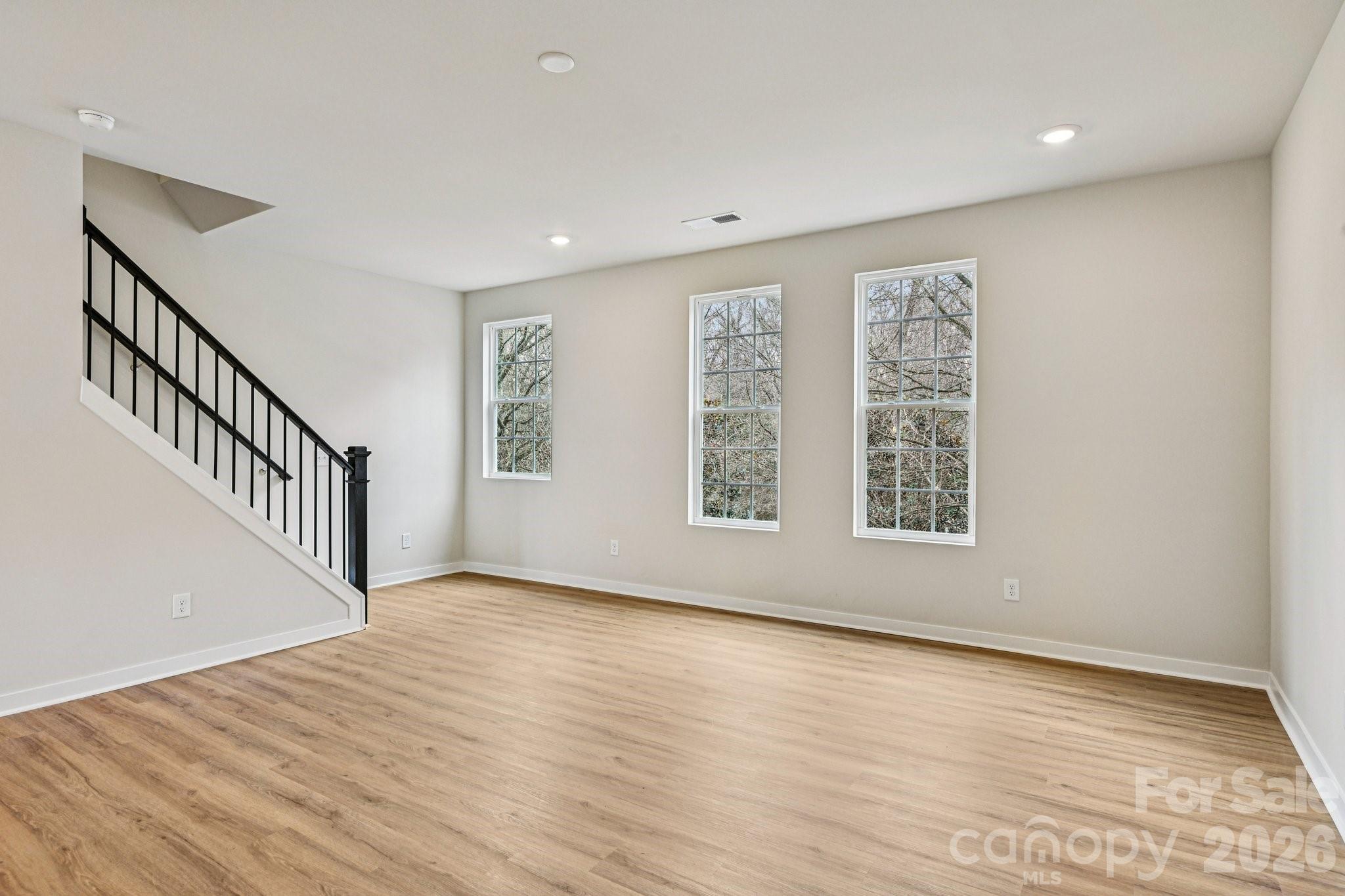 11025 Warfield Avenue #02 — Huntersville