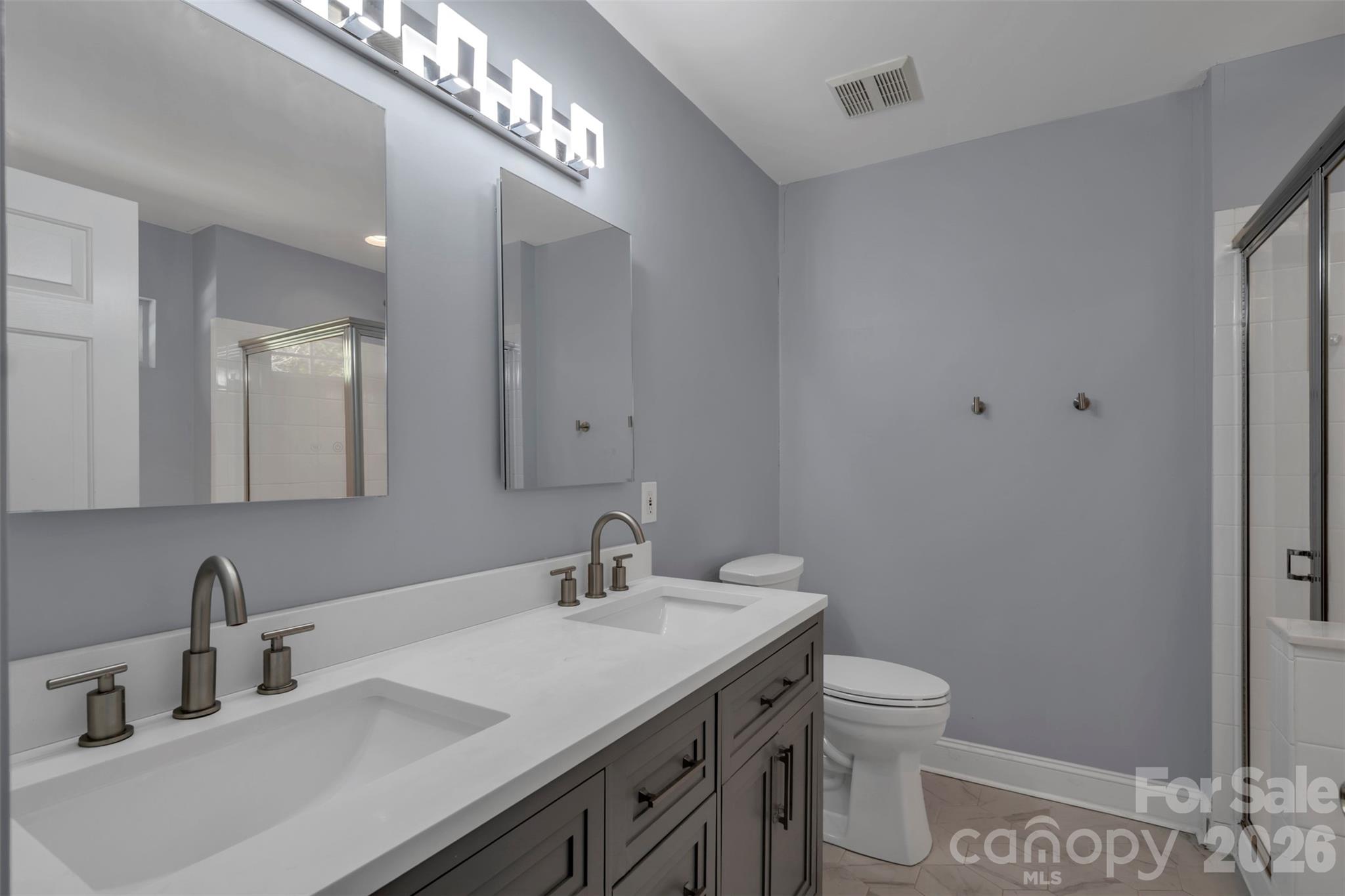 1802 Robinwood Village Drive — Gastonia