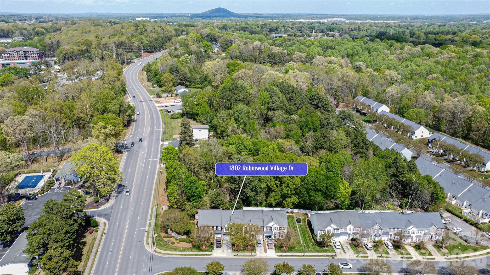 1802 Robinwood Village Drive — Gastonia