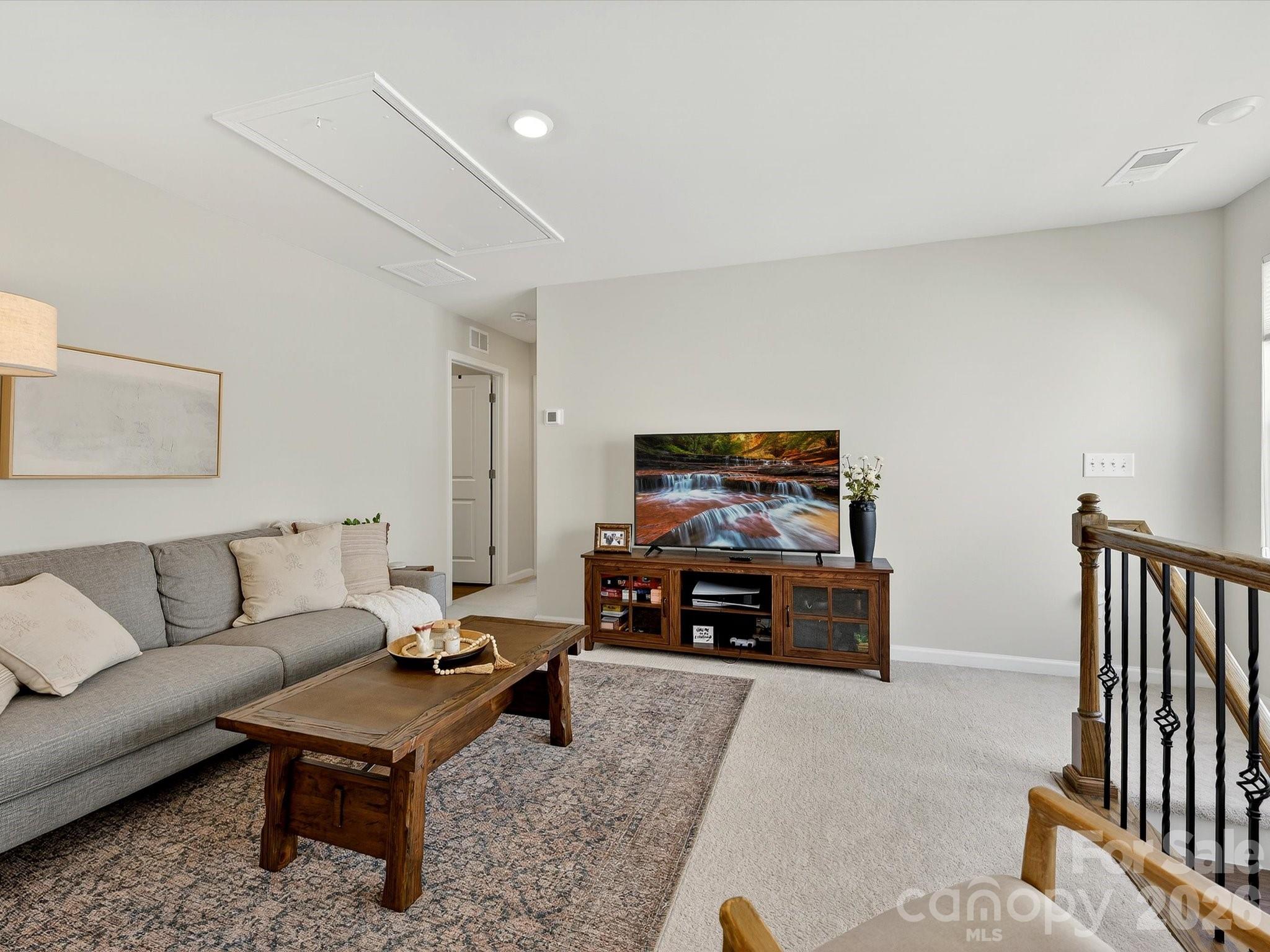 15748 Country House Street — Charlotte