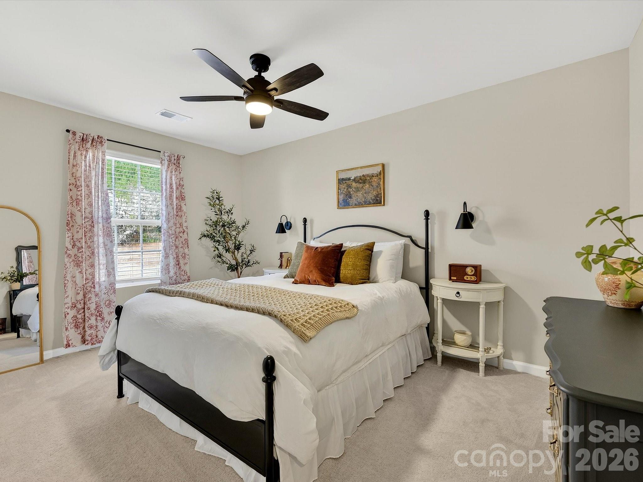 15748 Country House Street — Charlotte