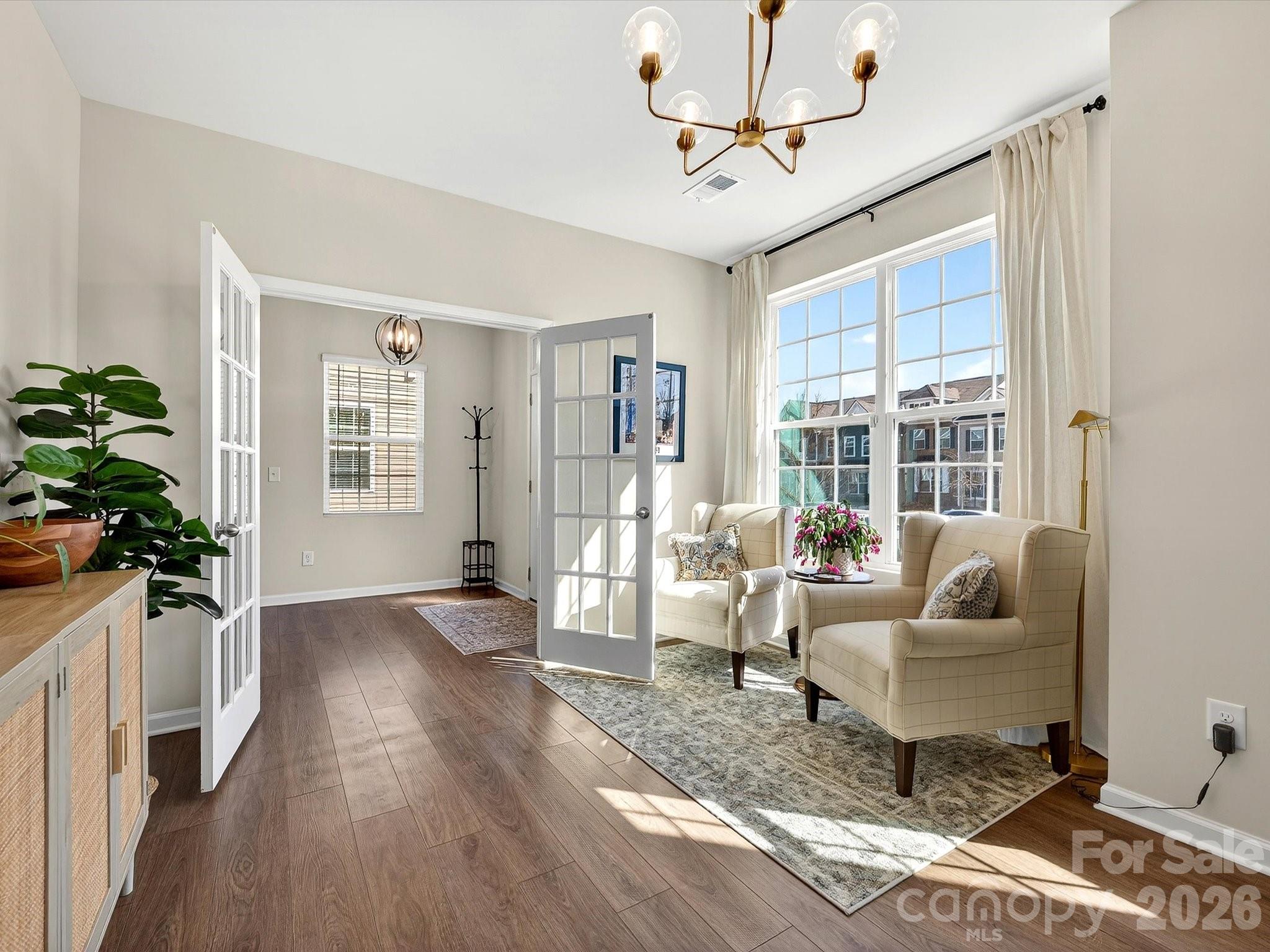15748 Country House Street — Charlotte