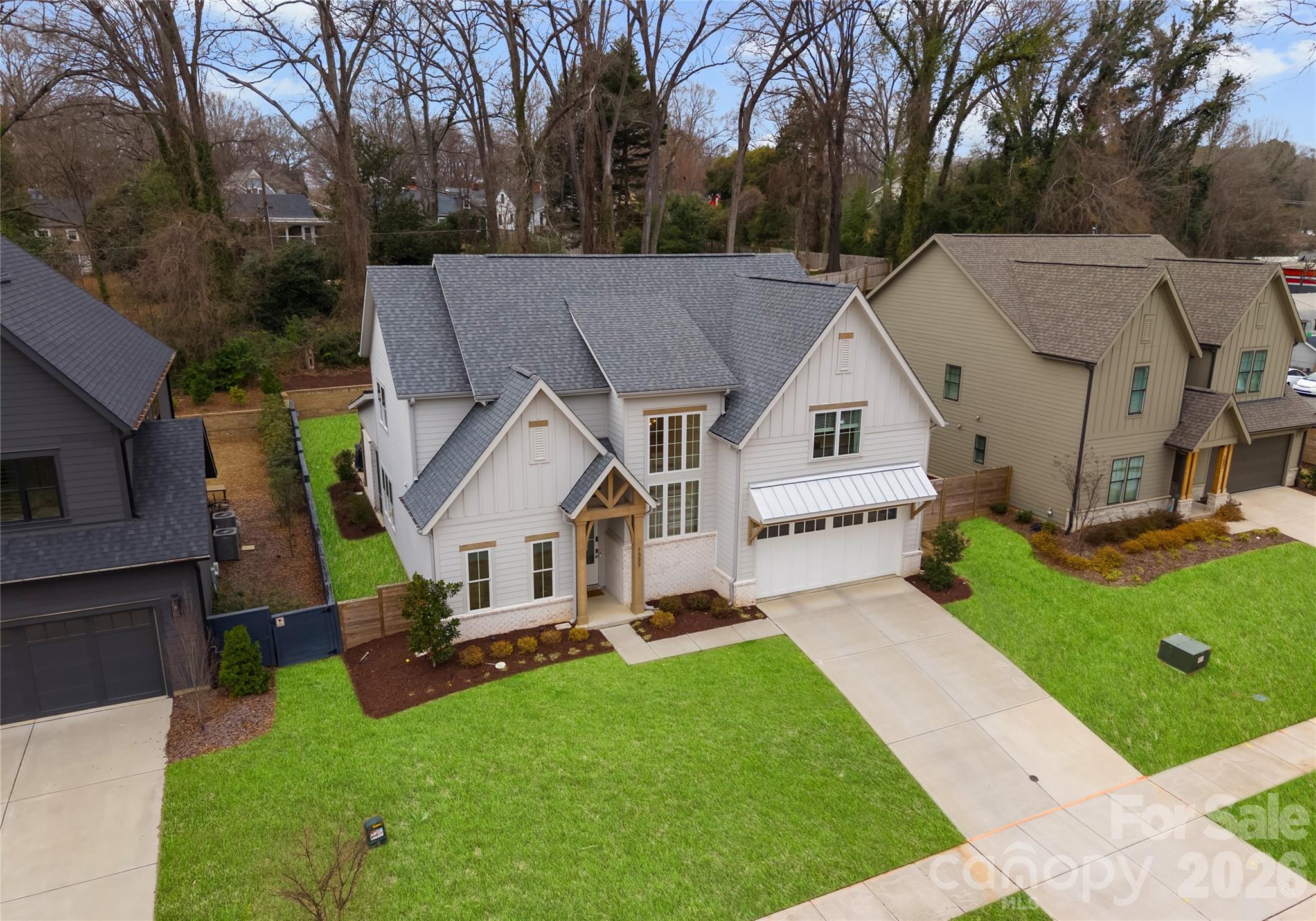 1527 St George Street — Charlotte
