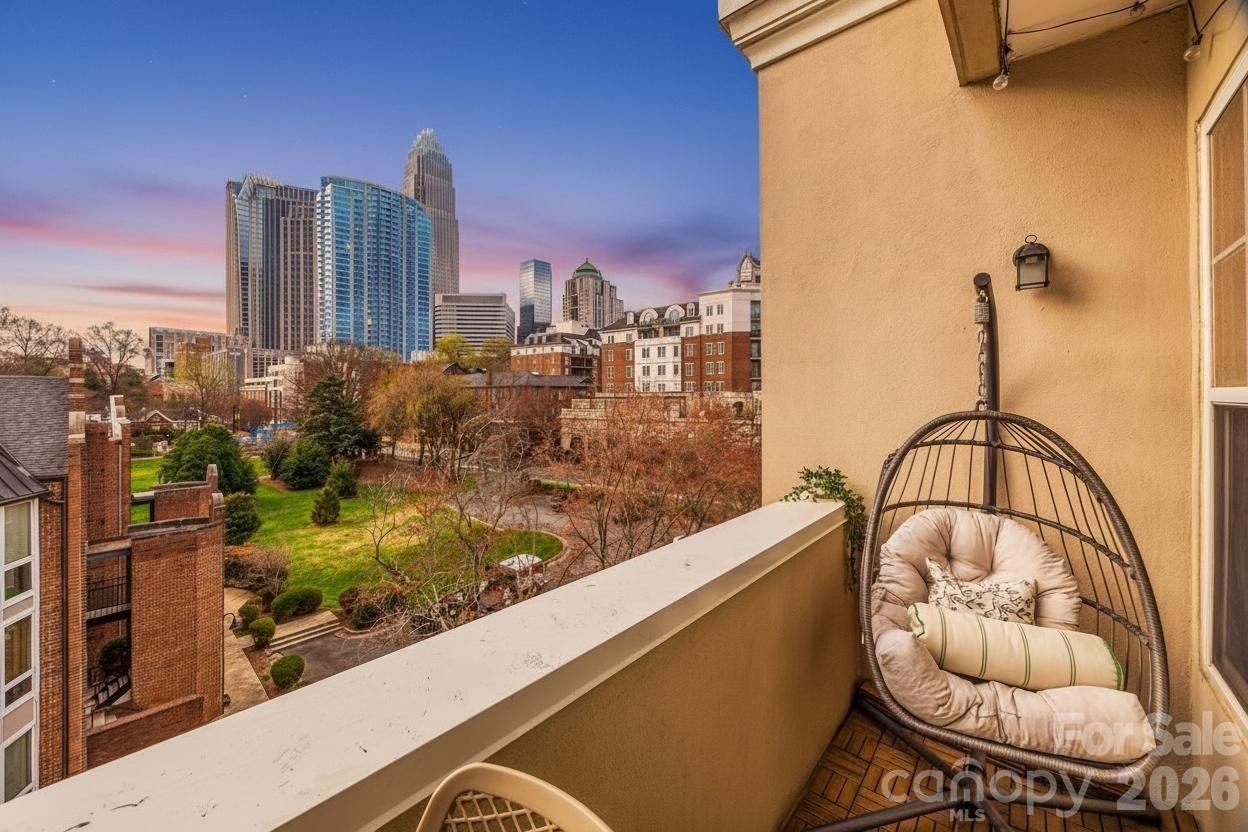 405 W 7th Street #508 — Charlotte