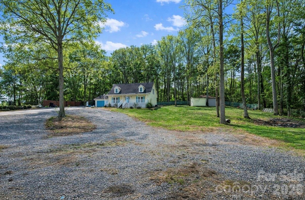 805 Edgewater Drive — Belmont