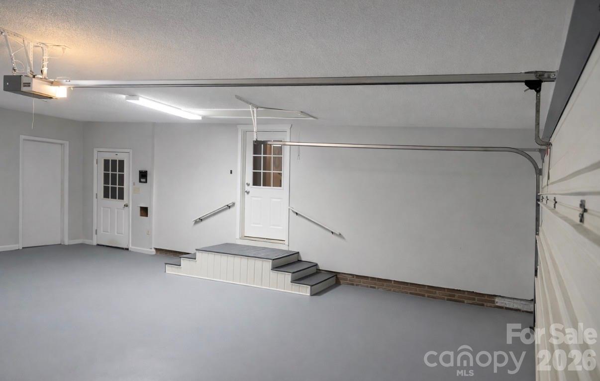 805 Edgewater Drive — Belmont