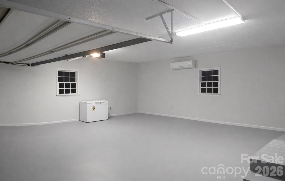 805 Edgewater Drive — Belmont