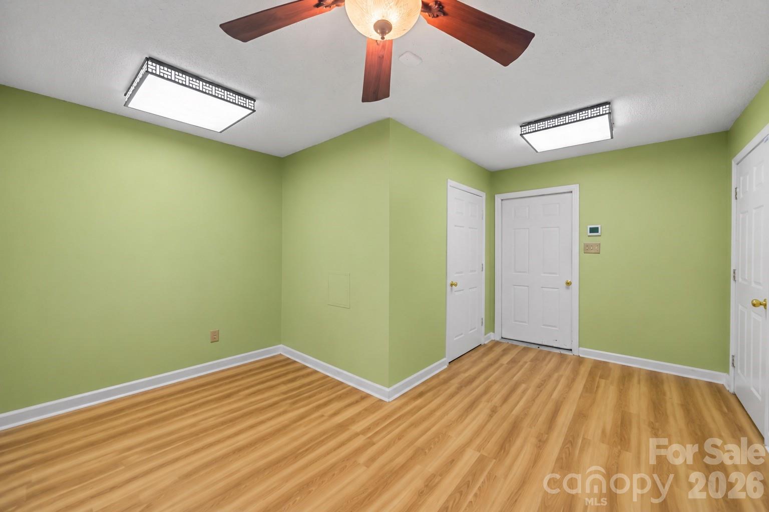 229 N Race Street — Statesville